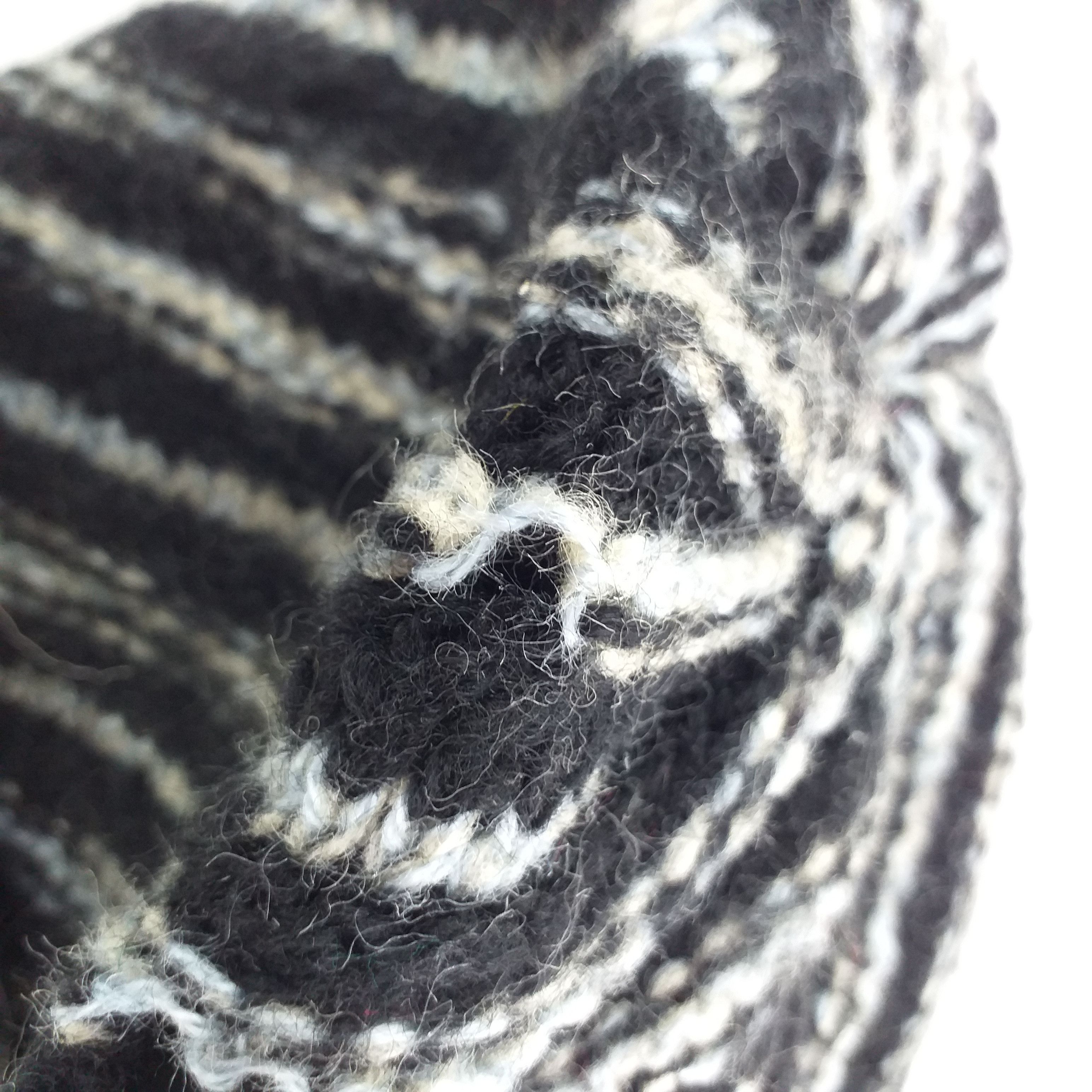 Japanese Brand Plain Black and White Stripes Snow Cap Hat Beanie -BN179 Size ONE SIZE - 5 Thumbnail