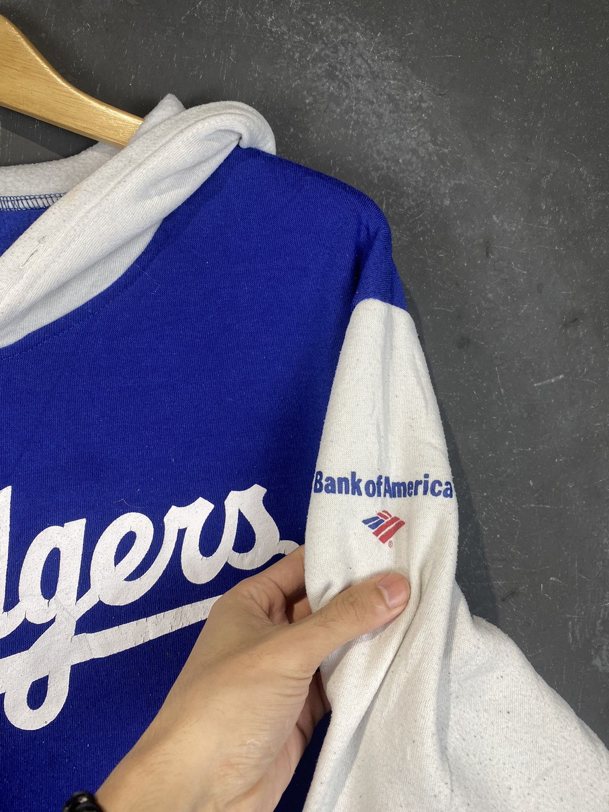 MLB × Vintage 90s MLB Dodgers Thrashed Pullover Hoodie Size US M / EU 48-50 / 2 - 4 Thumbnail