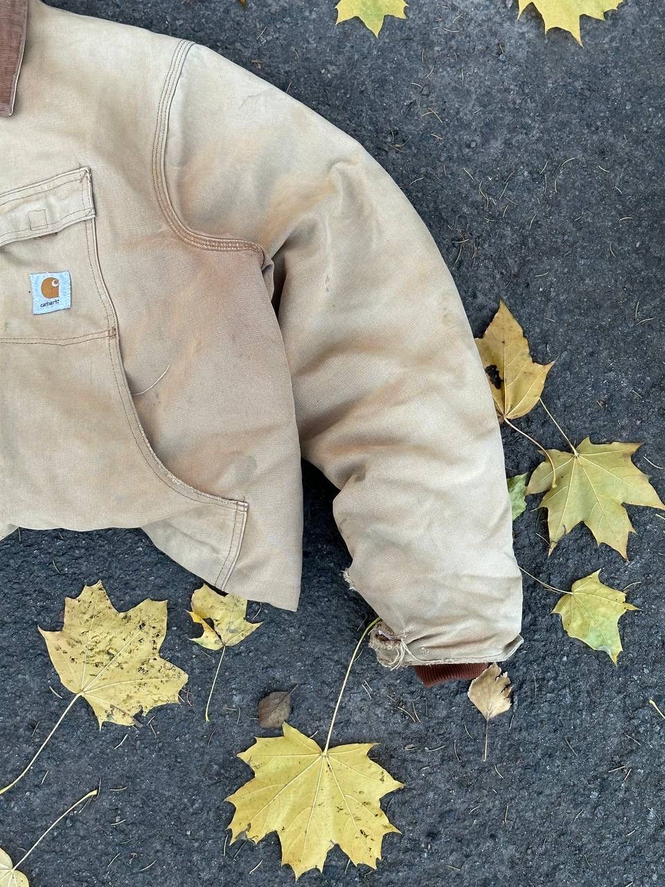 Carhartt 90s Carhartt Work Natural Sun Faded Distressed Detroit Boxy Size US L / EU 52-54 / 3 - 6 Thumbnail