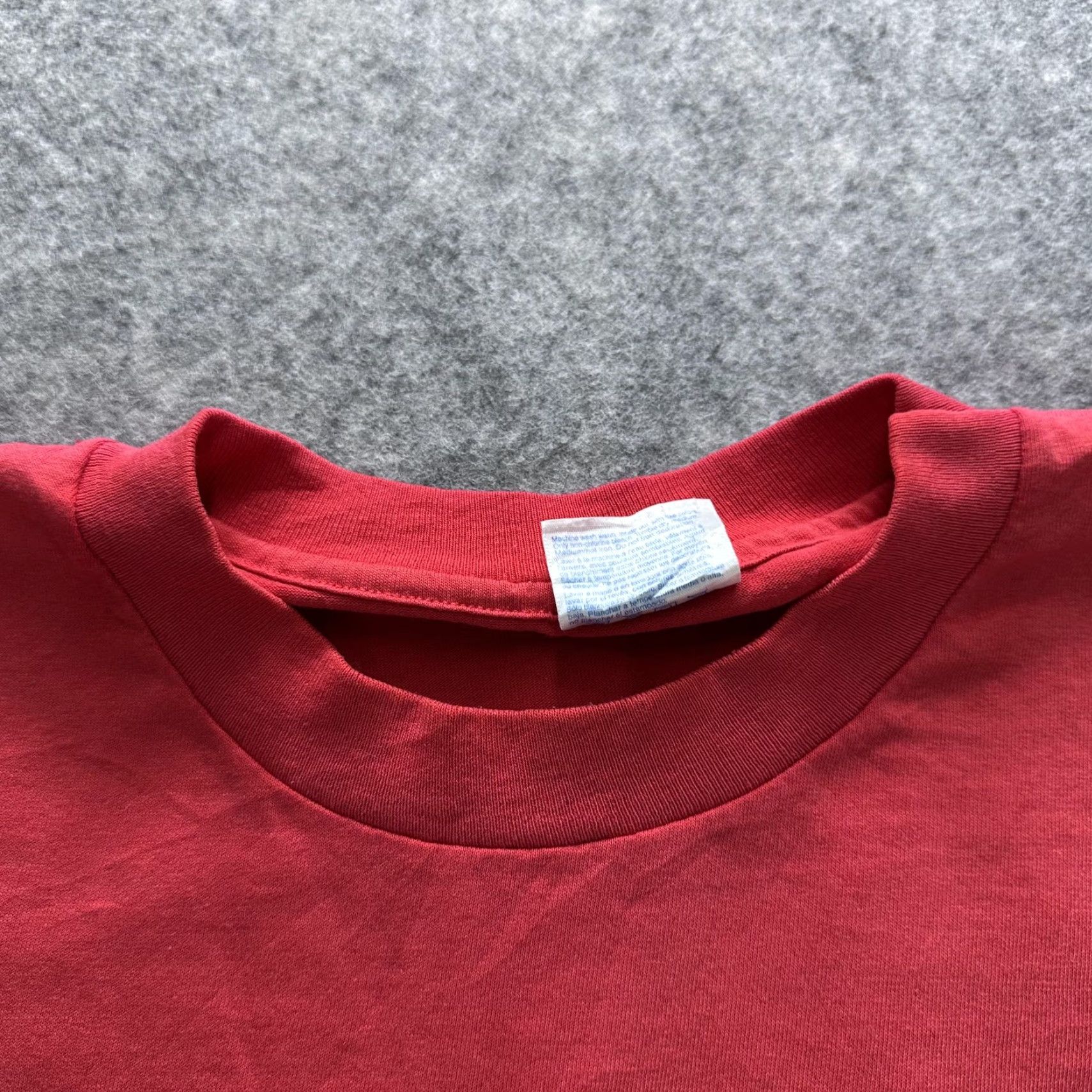 Hanes VINTAGE Hanes T-Shirt Mens XL Red Graphic Print 50/50 90s Promo Best Trailer Equipment Shirt Mens Red Hanes 50/50 Promo 90s Size US XL / EU 56 / 4 - 4 Thumbnail