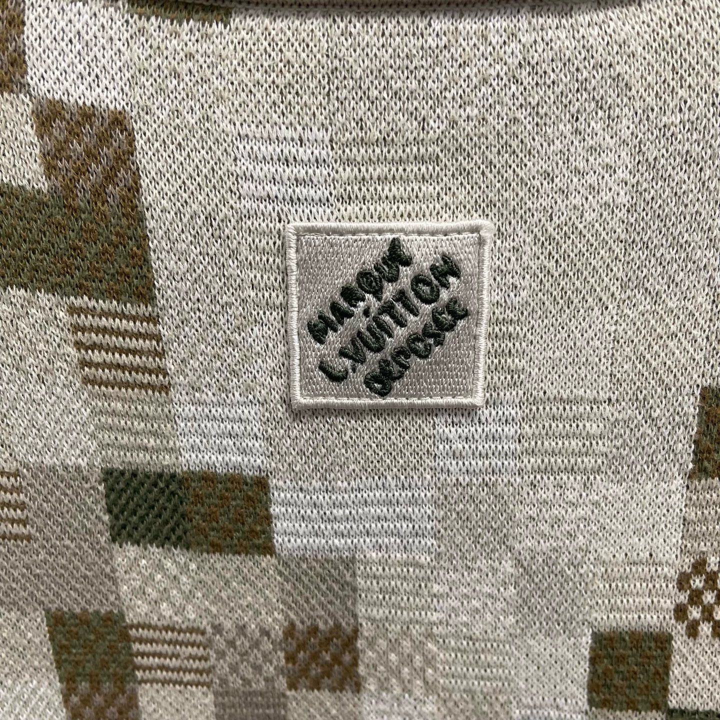 Louis Vuitton LV White Camo Embroidered Damier Knit Sweater XL Size US XL / EU 56 / 4 - 3 Thumbnail