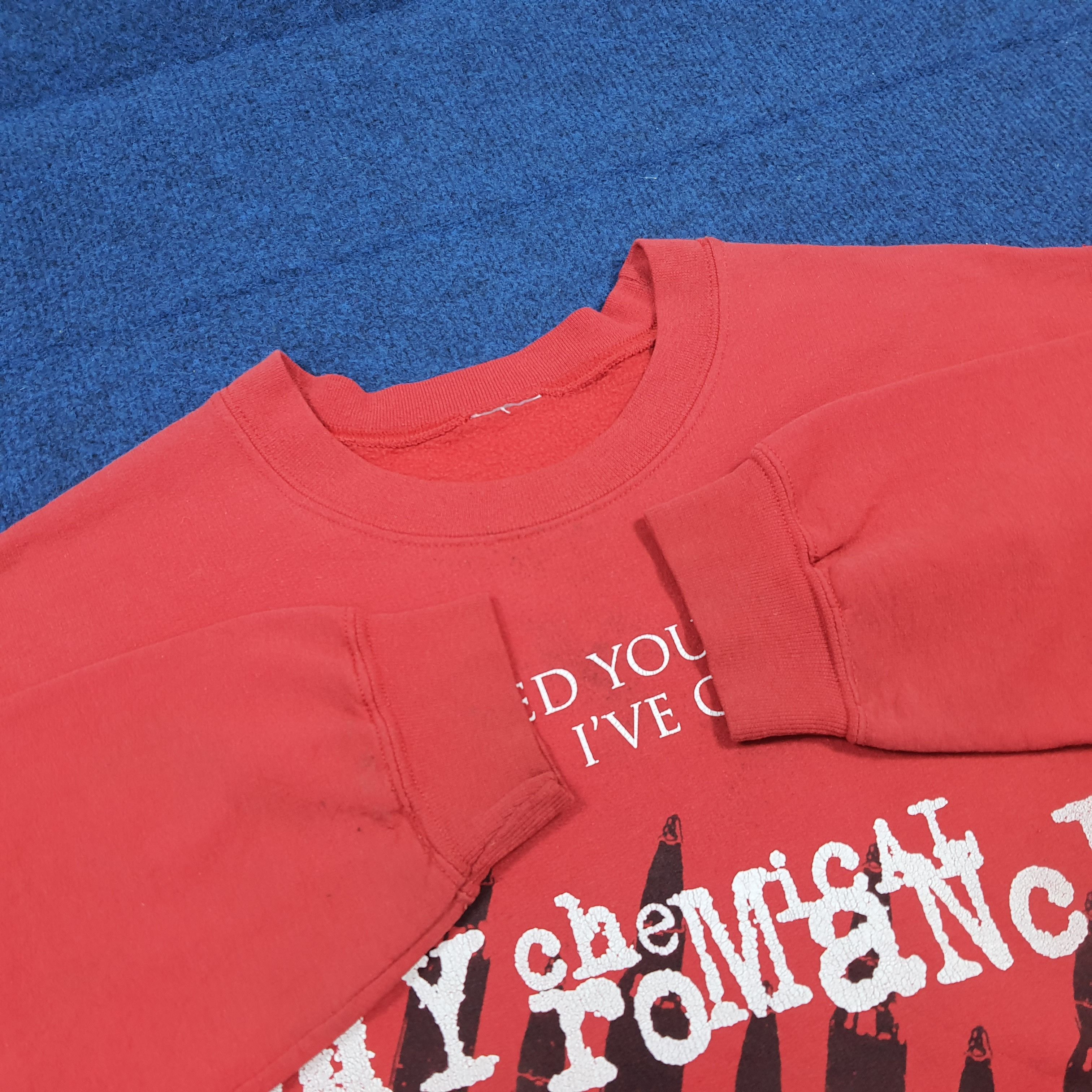 Band Tees Vintage My Chemical Romance Sweatshirt MCR Merch Y2K C292N24 Size US M / EU 48-50 / 2 - 5 Thumbnail