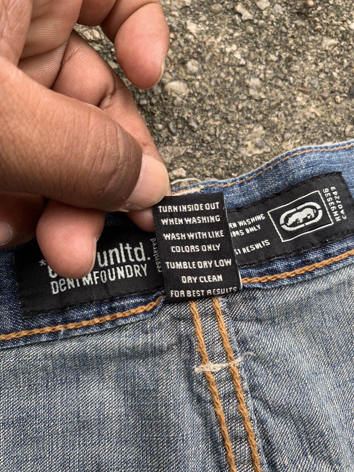 Ecko Unltd. Ecko Unltd Baggy 5 Pocket Soft Denim Pants Size US 36 / EU 52 - 18 Thumbnail