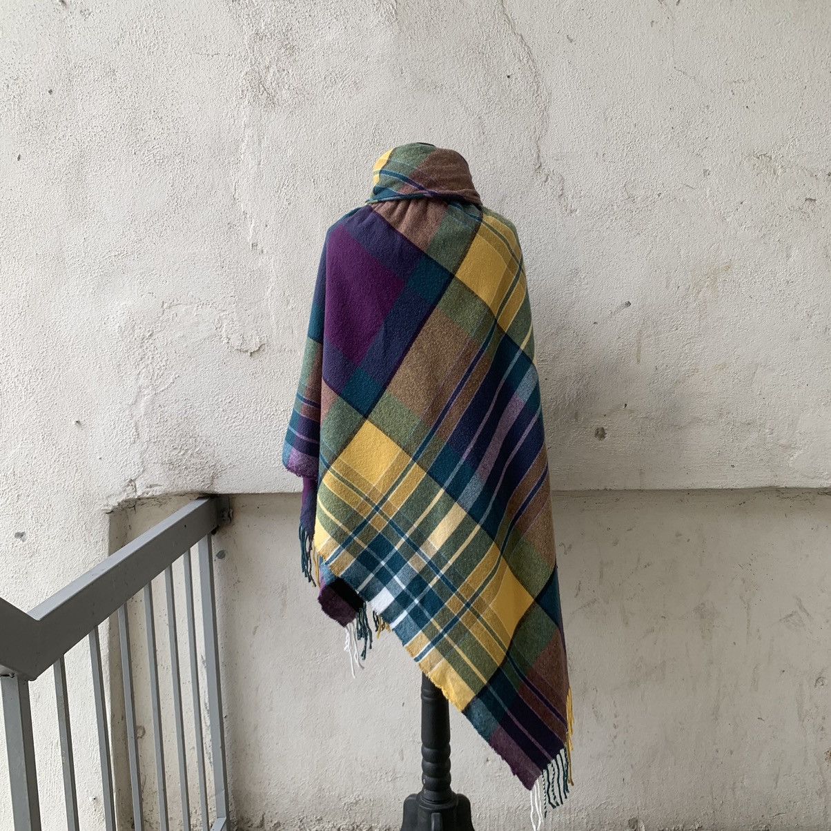 Vivienne Westwood Vivienne Westwood Archieves Tartan Ponchos/cape Size US L / EU 52-54 / 3 - 6 Thumbnail