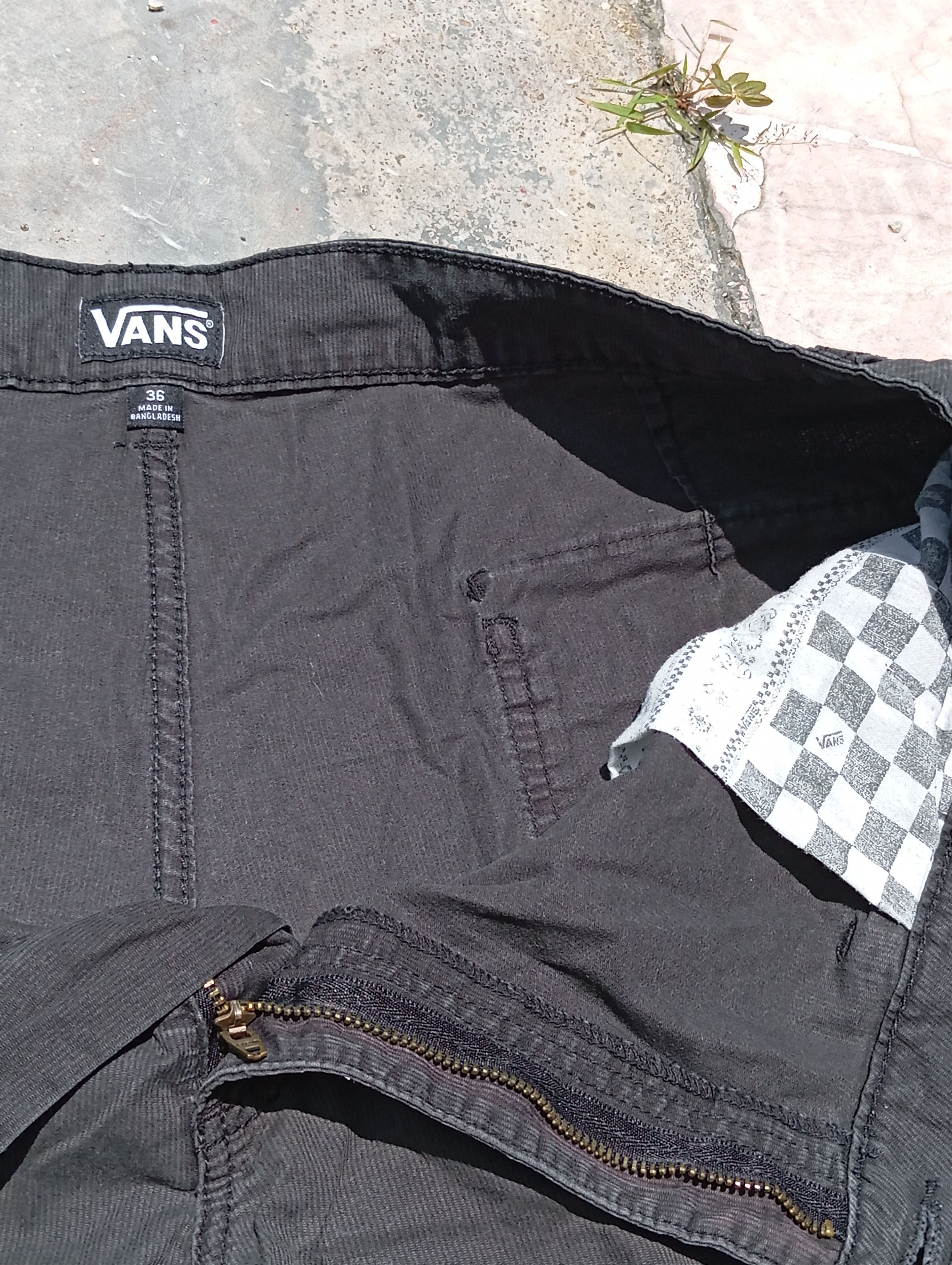 Vans Vans of the wall beautiful shorts Size US 38 / EU 54 - 4 Thumbnail