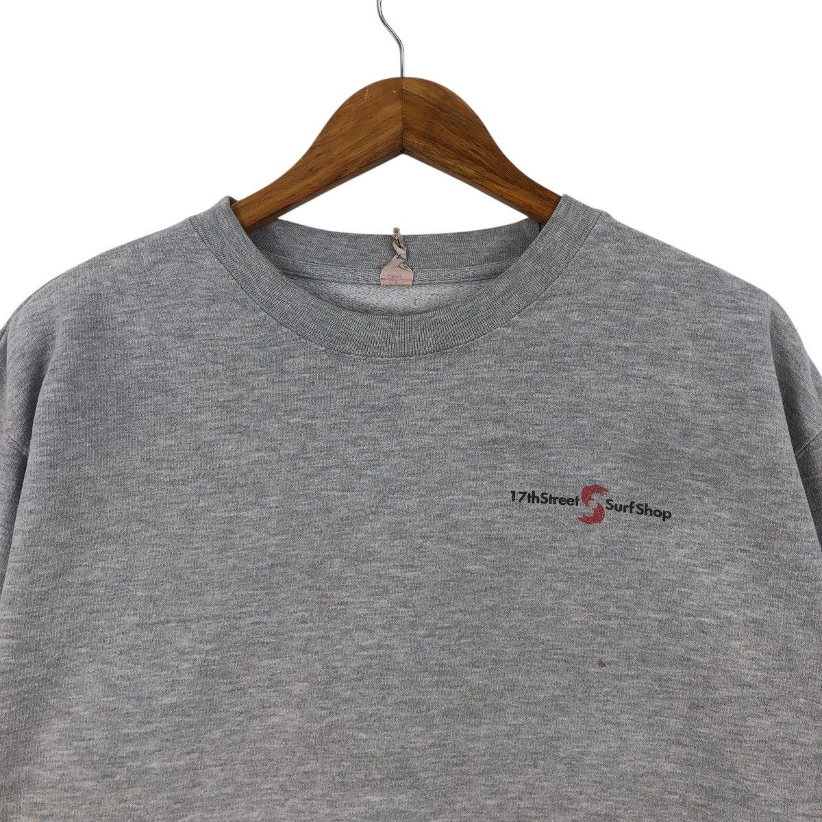 Vintage Vintage 17th Street Surf Shop Sweatshirt Big Logo Surfing Size US L / EU 52-54 / 3 - 2 Thumbnail