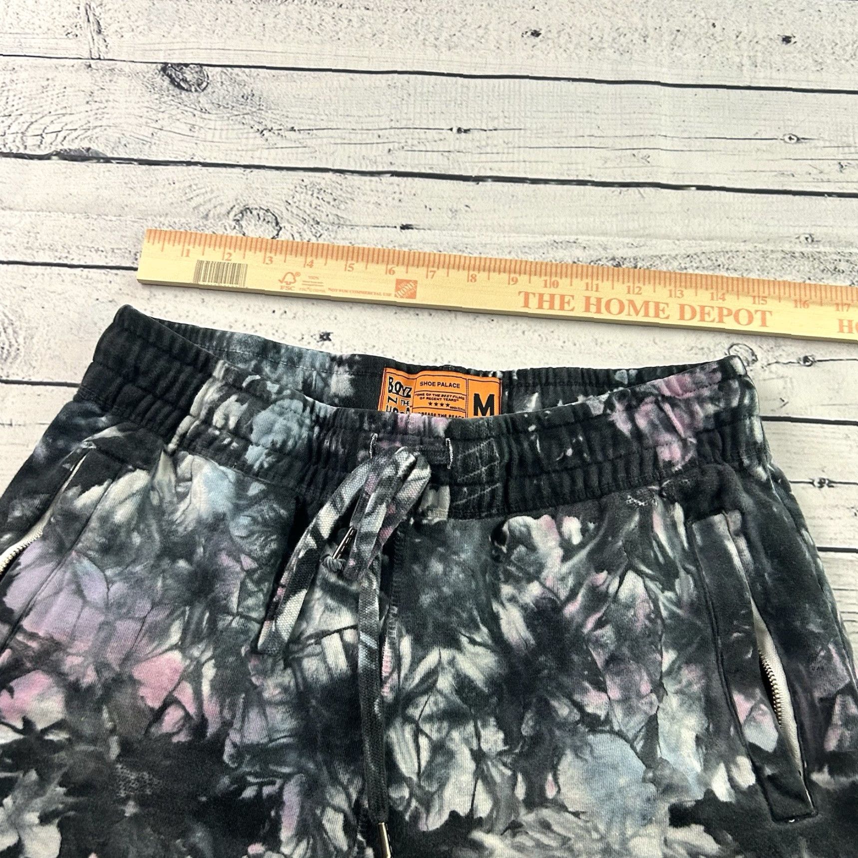 Palace Shoes Palace Tie Dye Pocket Zip Short Mens Medium Gray Sweat Shorts Size US 31 - 5 Thumbnail