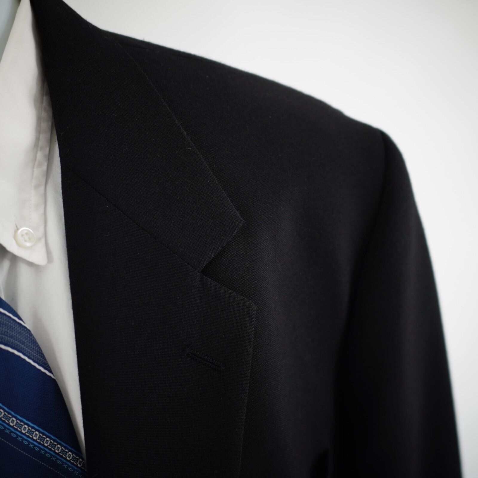 Vintage Wimbledon England Black Wool Polyester 2 Gold Button Blazer Size 44L - 2 Thumbnail