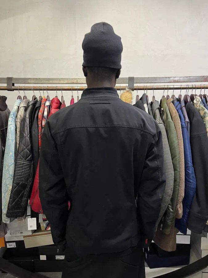 Givenchy FW2017 Givenchy Stars Black Denim Shirt Size US S / EU 44-46 / 1 - 5 Thumbnail