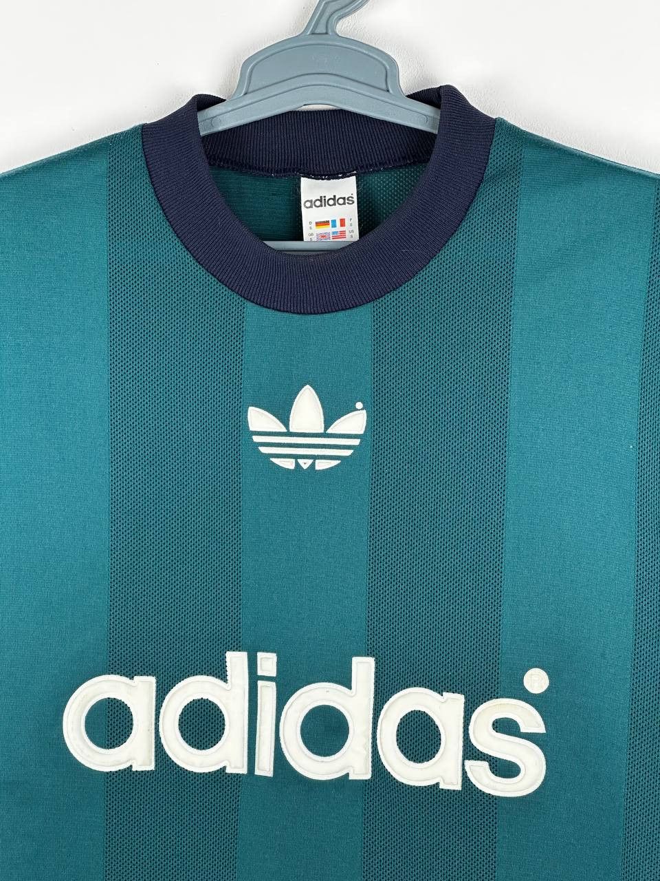 Adidas Mens 90s Vintage Adidas Stripped T-shirt big logo Size US M / EU 48-50 / 2 - 4 Thumbnail