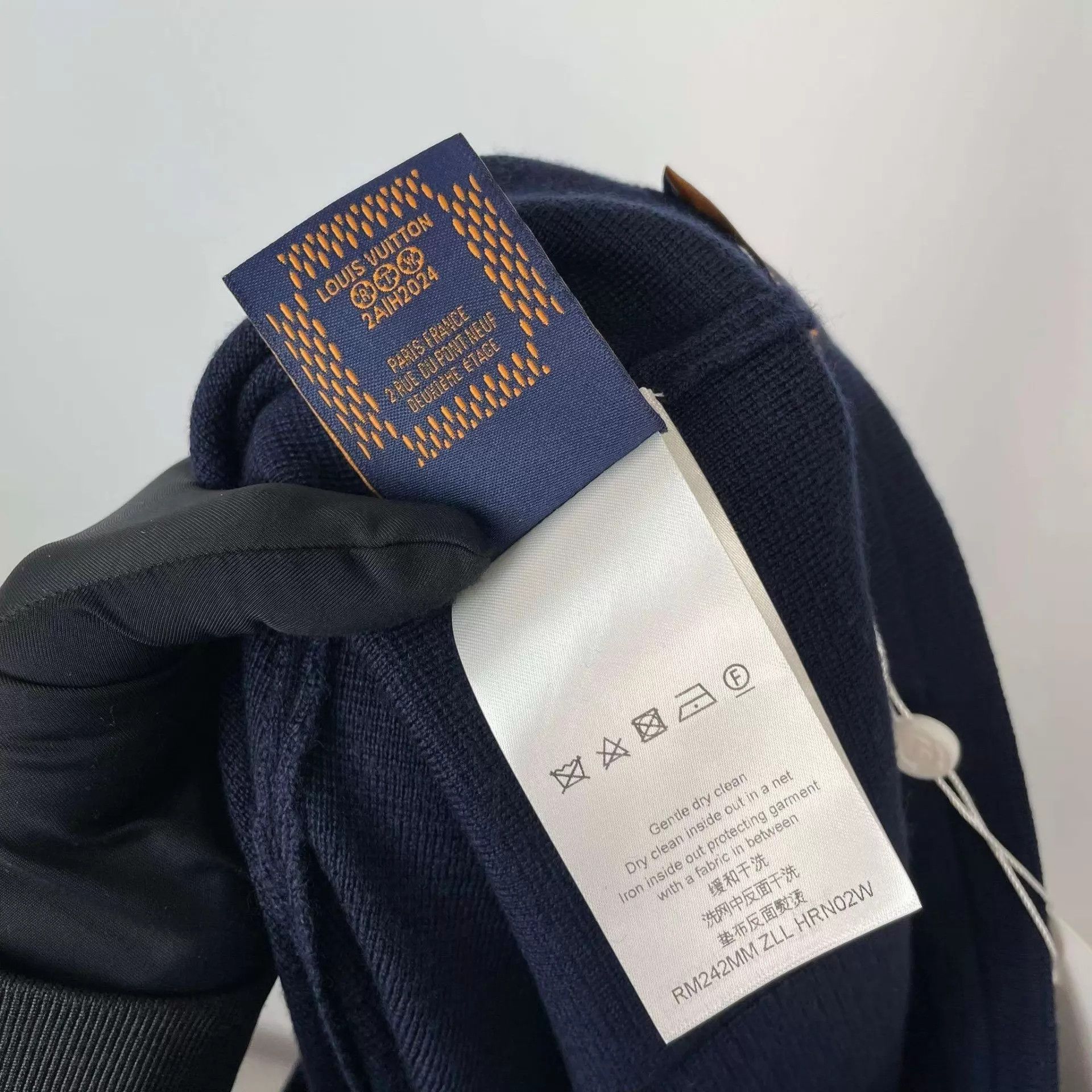 Louis Vuitton LV navy blue wool short XL Size US 36 / EU 52 - 5 Thumbnail
