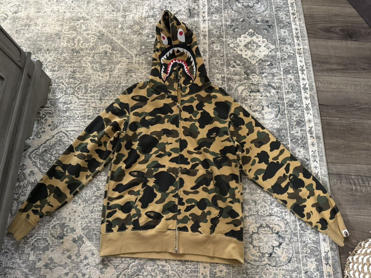 Bape 1st camo shark fullzip hoodie - www.rajagirimanappuram.com