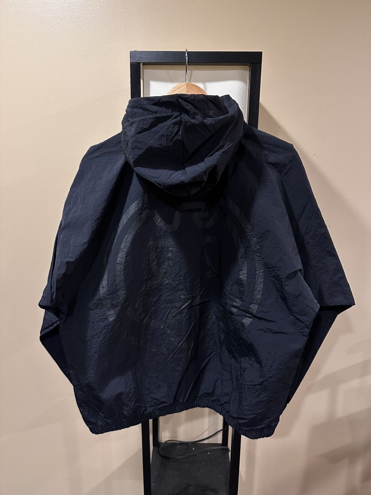 Yeezy Yeezy WB-01 04 Logo Black Windbreaker Nylon Zip Jacket Size US M / EU 48-50 / 2 - 2 Thumbnail