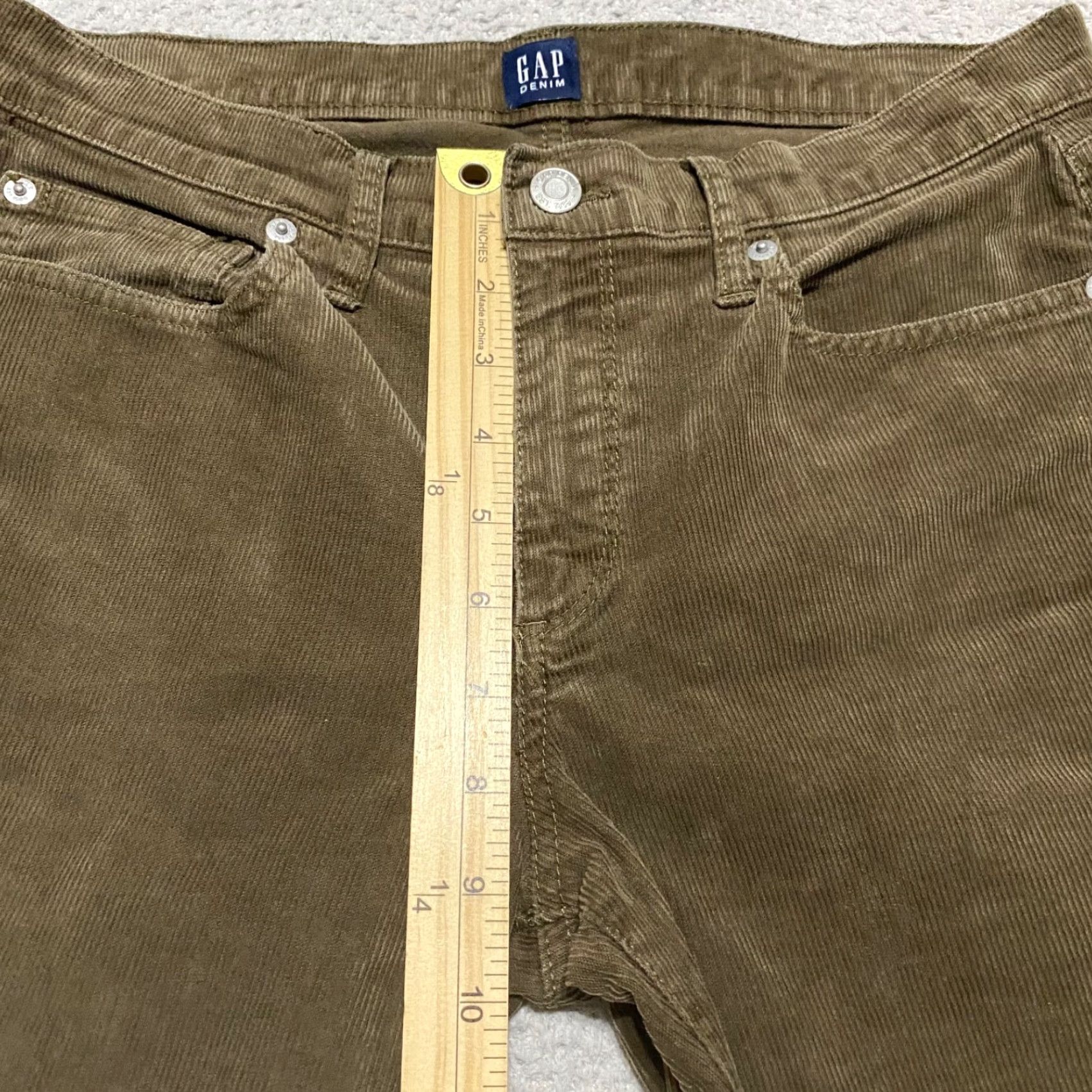 Gap GAP Jeans Womens Tall 28 Brown Corduroy Skinny Mid Rise Corduroy Jeans Tall Womens 28 Brown Skinny Mid Rise GAP Size 28" / US 6 / IT 42 - 7 Thumbnail