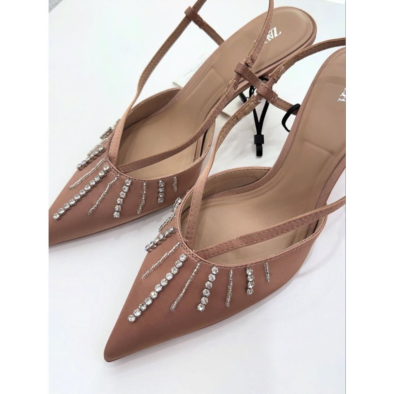 Zara ZARA Beige Rhinestone Slingback Heels NWT Size US 7.5 / IT 37.5 - 5 Thumbnail