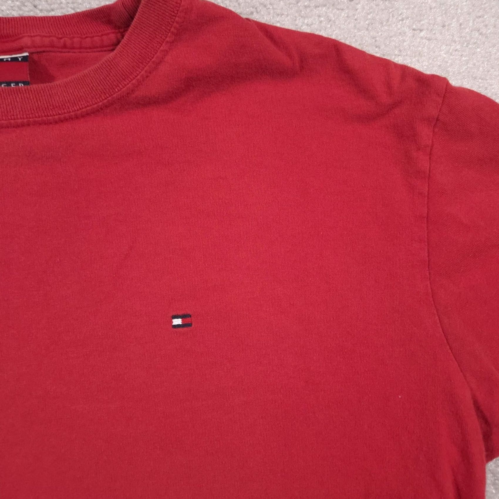 Tommy Hilfiger Tommy Hilfiger Shirt Mens Medium Red Embroidered Flag Logo Crewneck Cotton Tee Size US M / EU 48-50 / 2 - 4 Thumbnail
