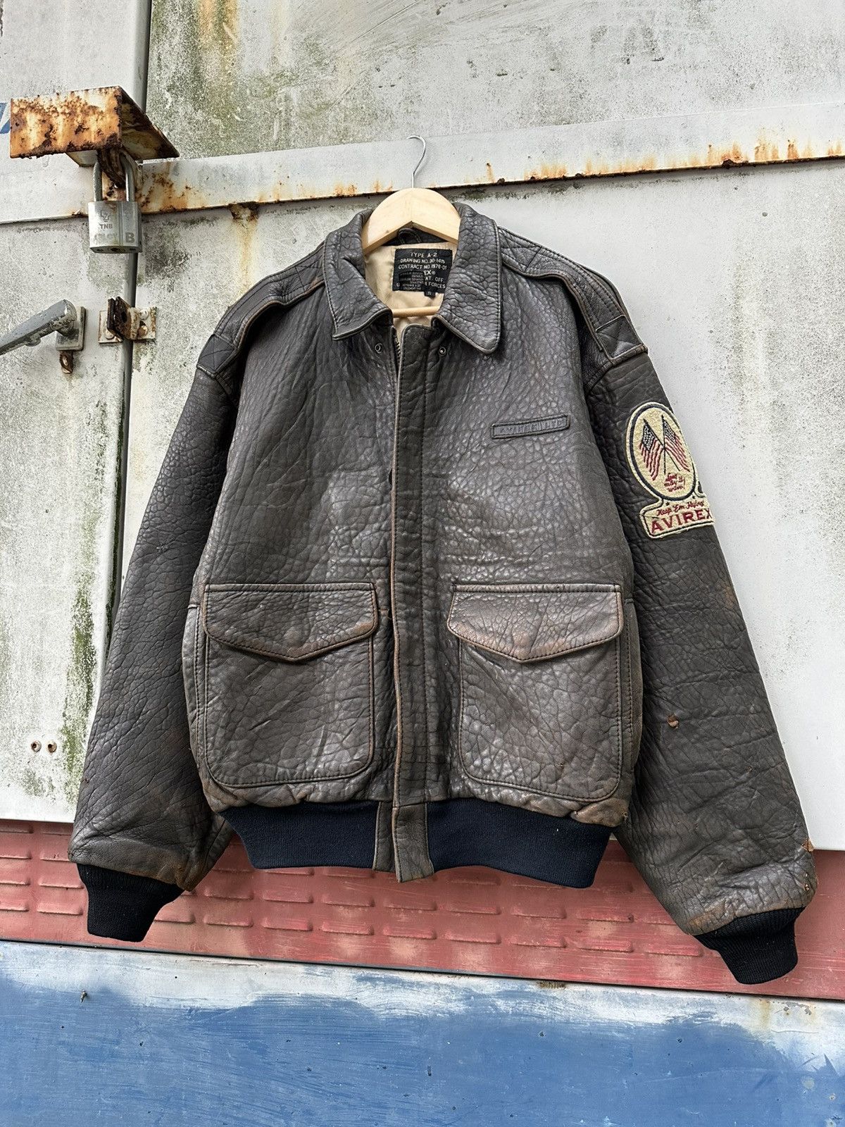 Avirex 🪖Vintage THRASHED A-2 Avirex Leather Aviator Bomber Jacket Size US M / EU 48-50 / 2 - 7 Thumbnail