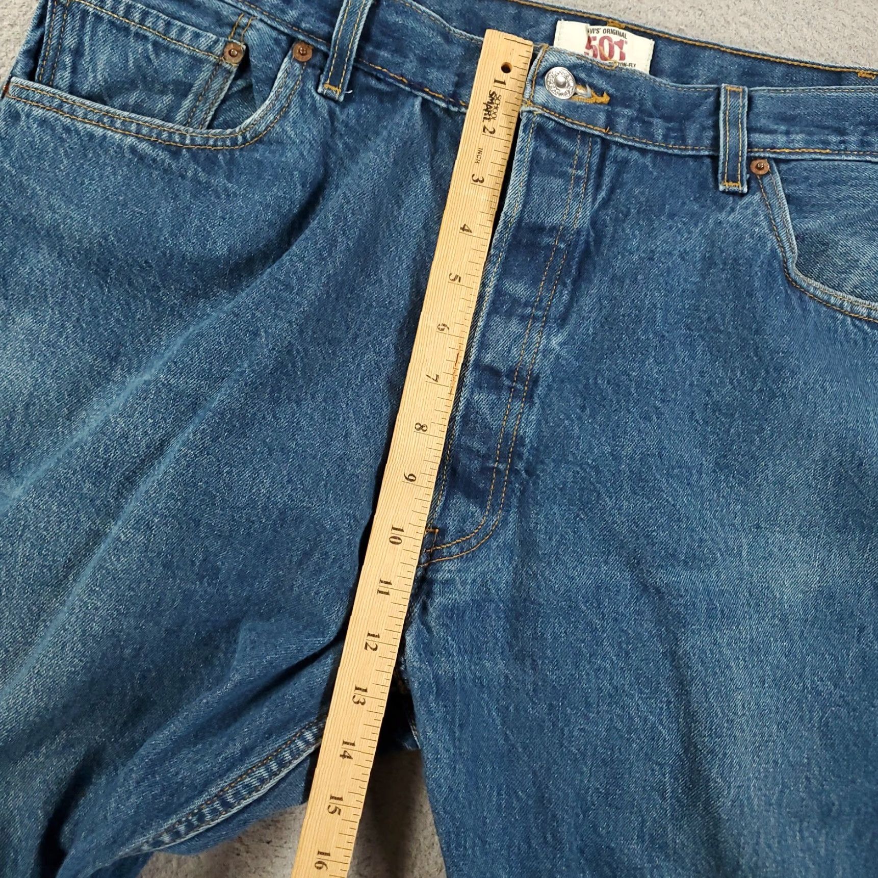 Levi's VINTAGE Levi's 501 Jeans Mens 42x32 Button Fly Distressed Regular Blue 90s Jeans Mens Size US 42 / EU 58 - 4 Thumbnail