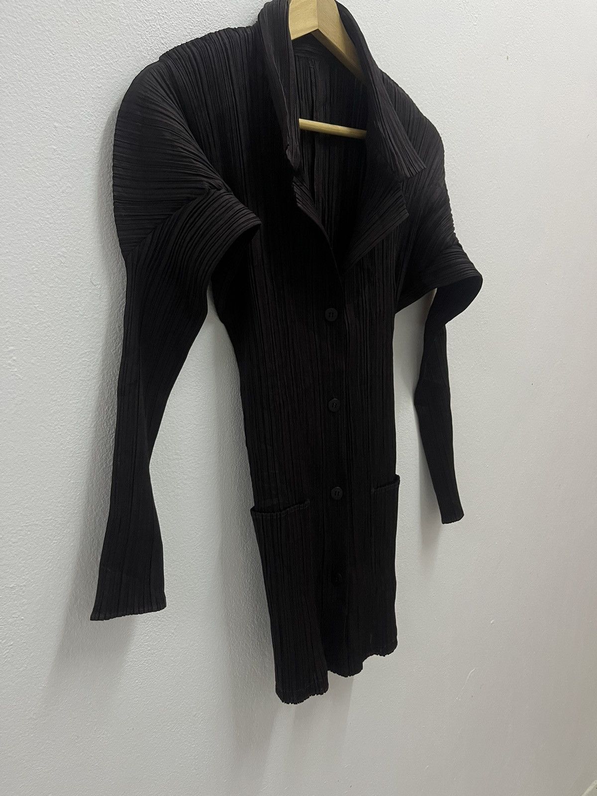 Pleats Please Issey Miyake Pleats Please Button Shirt Size S / US 4 / IT 40 - 3 Thumbnail