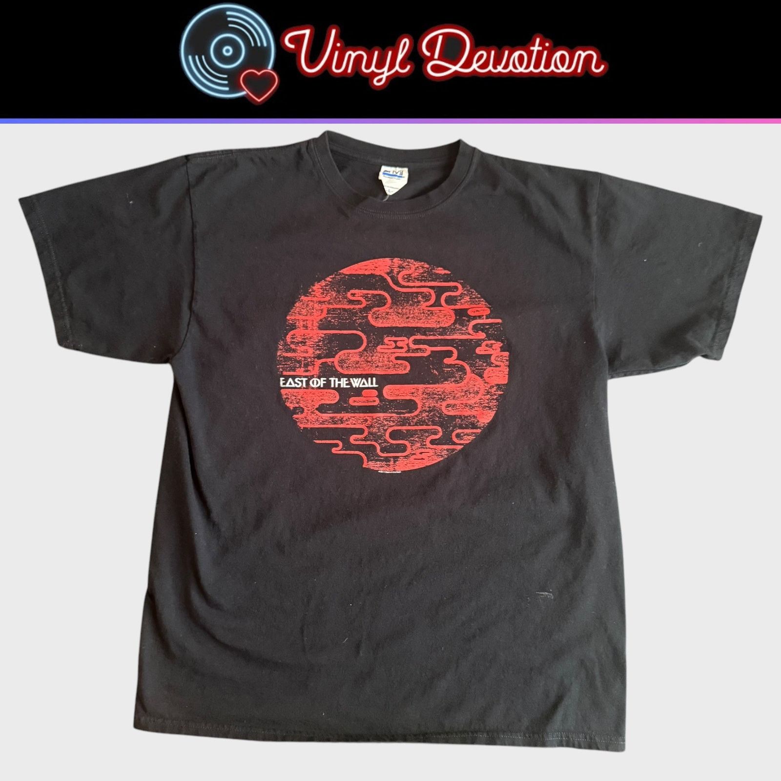 Band Tees East Of The Wall Band Planet T-Shirt Size L Size US L / EU 52-54 / 3 - 1 Thumbnail