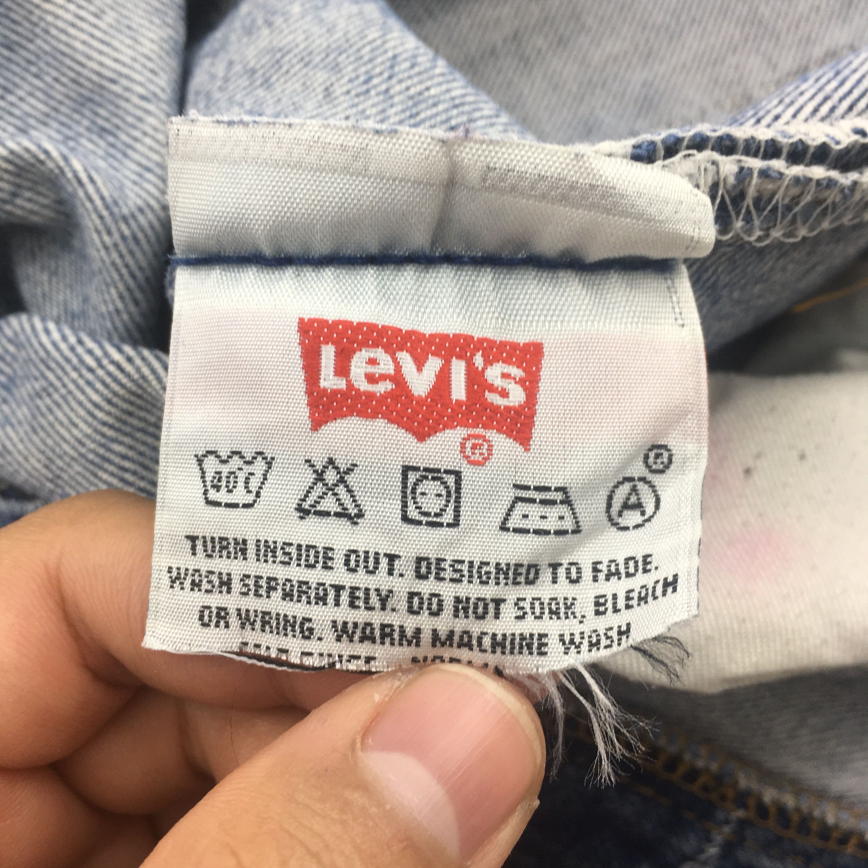 Levi's Size 30x30.5 Vintage 90s Levi's 501 Faded Blue Jeans Size US 30 / EU 46 - 13 Thumbnail