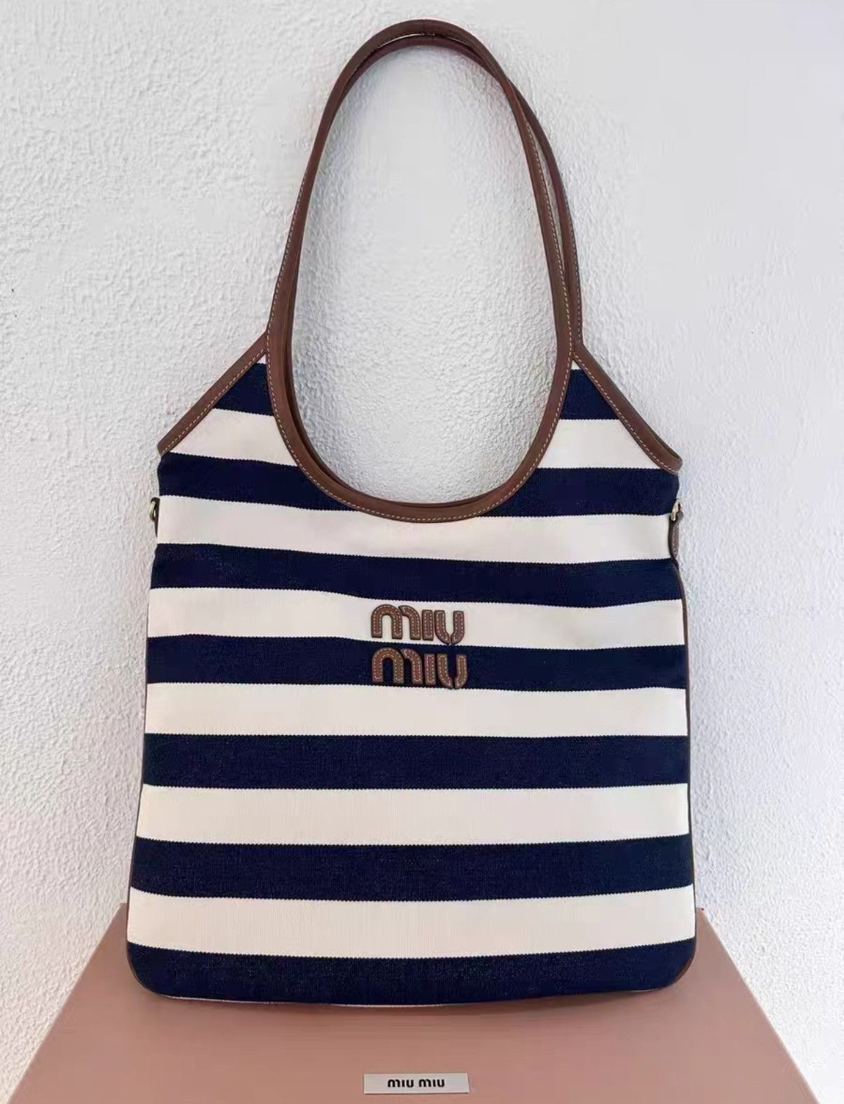 Miu Miu Miu Miu Ivy Tote, navy striped canvas J38 Size ONE SIZE - 1 Thumbnail