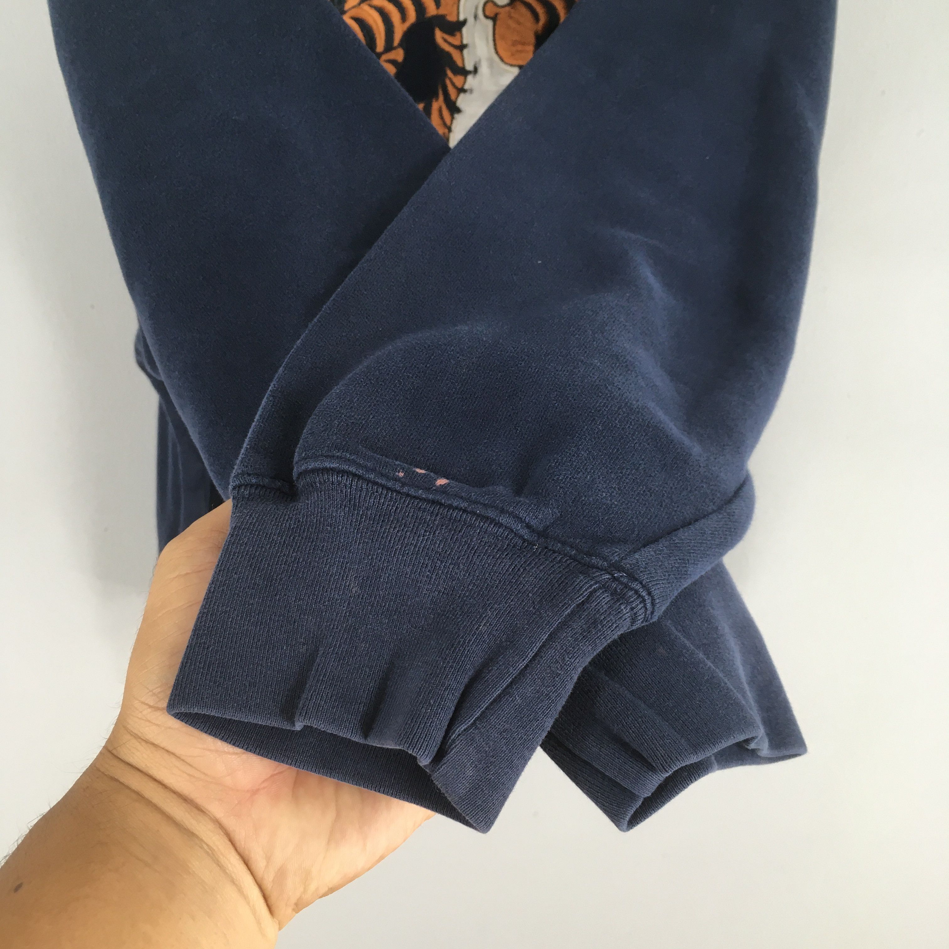 Cartoon Network Vintage 90s Tigger Disney Blue Sweatshirt Large Size US L / EU 52-54 / 3 - 4 Thumbnail