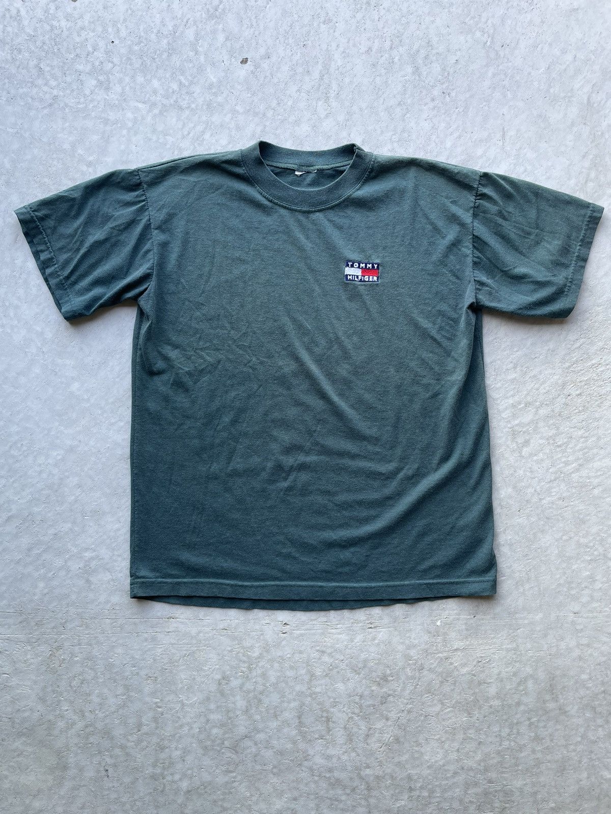 Tommy Hilfiger × Vintage Vintage Tommy Tee Size US M / EU 48-50 / 2 - 1 Thumbnail