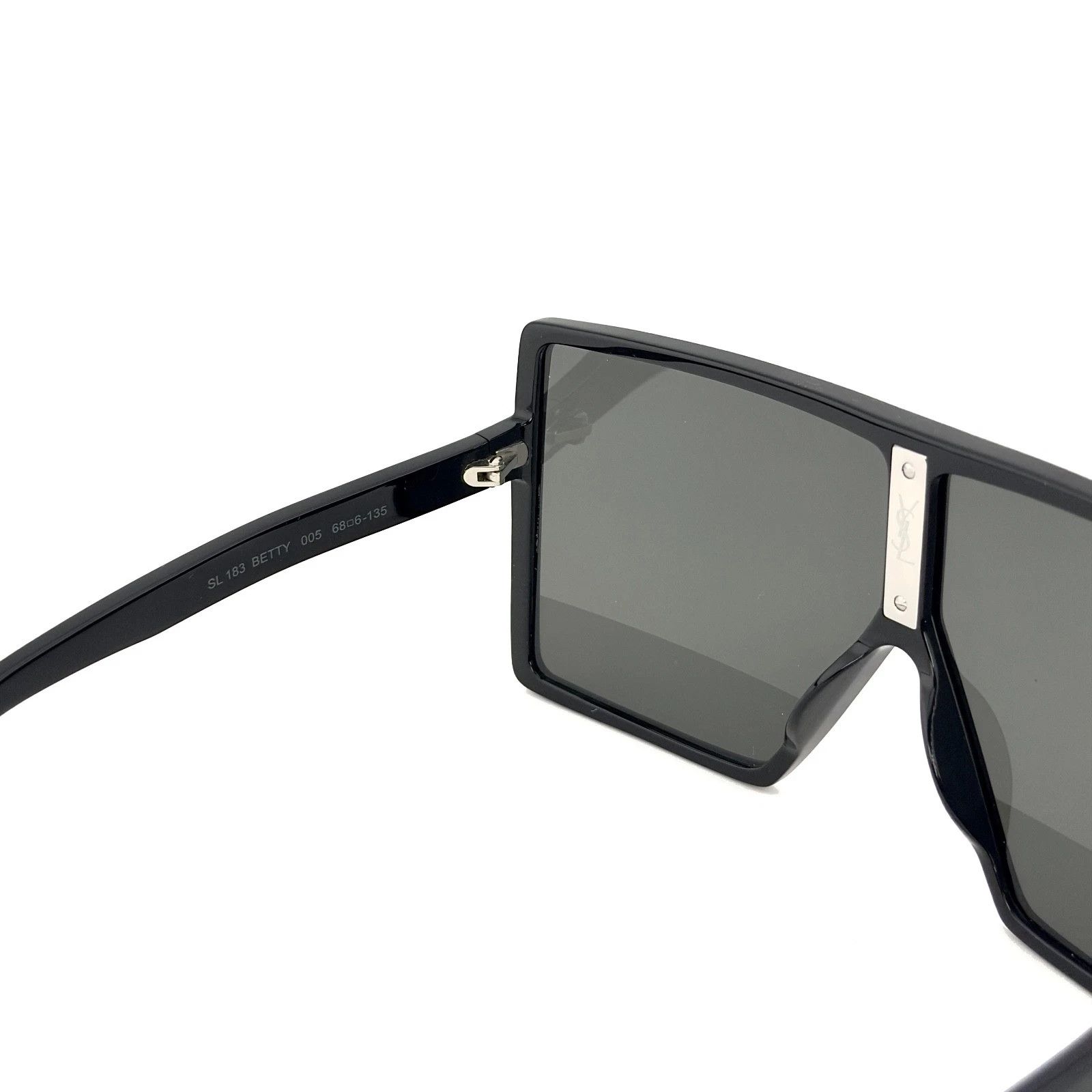 Saint Laurent Paris SAINT LAURENT Betty Wave 183 Sl183 Black 005 Sunglasses Size ONE SIZE - 6 Thumbnail
