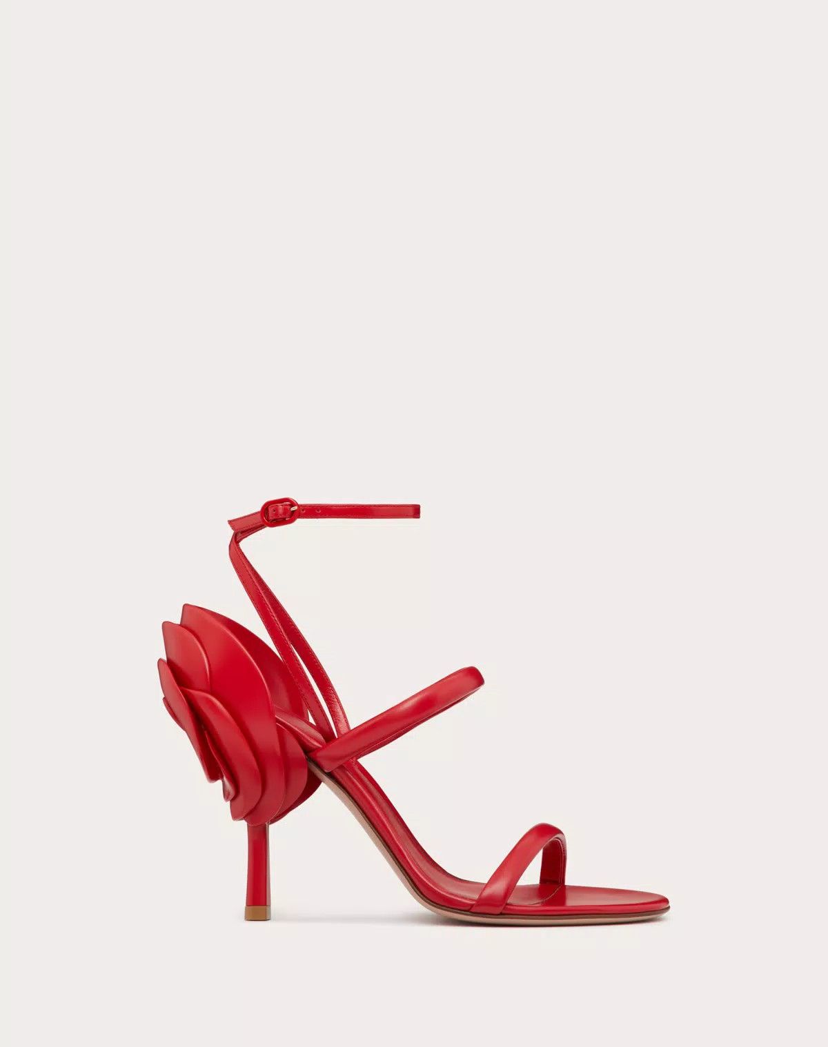 Valentino o1s1wg110426 Rroserouche Sandals 1959 in Calfskin in Red Size US 6 / IT 36 - 1 Thumbnail
