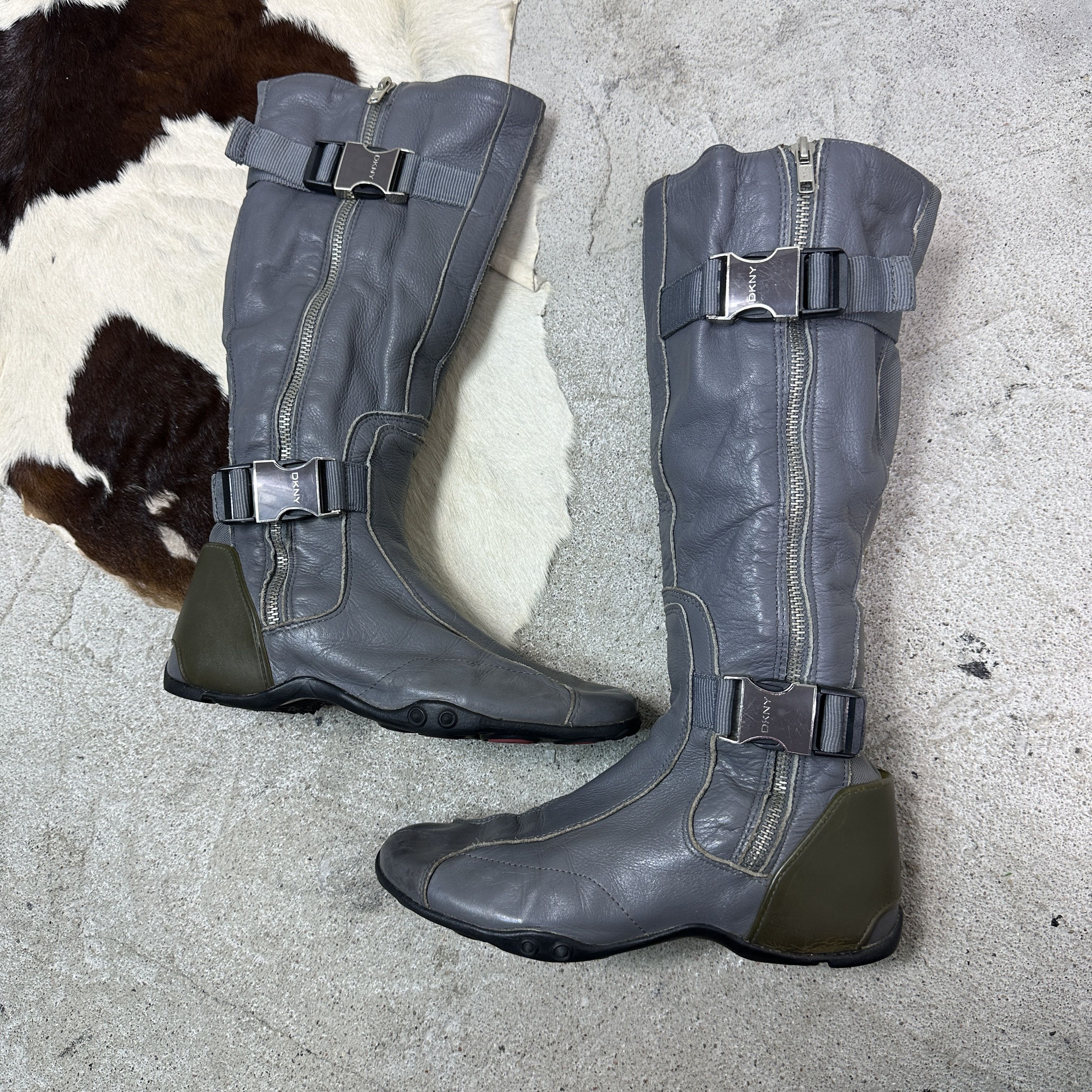 DKNY Vintage Leather Grunge Moto Buckled DKNY Boots Y2K Size US 7 / IT 37 - 7 Thumbnail