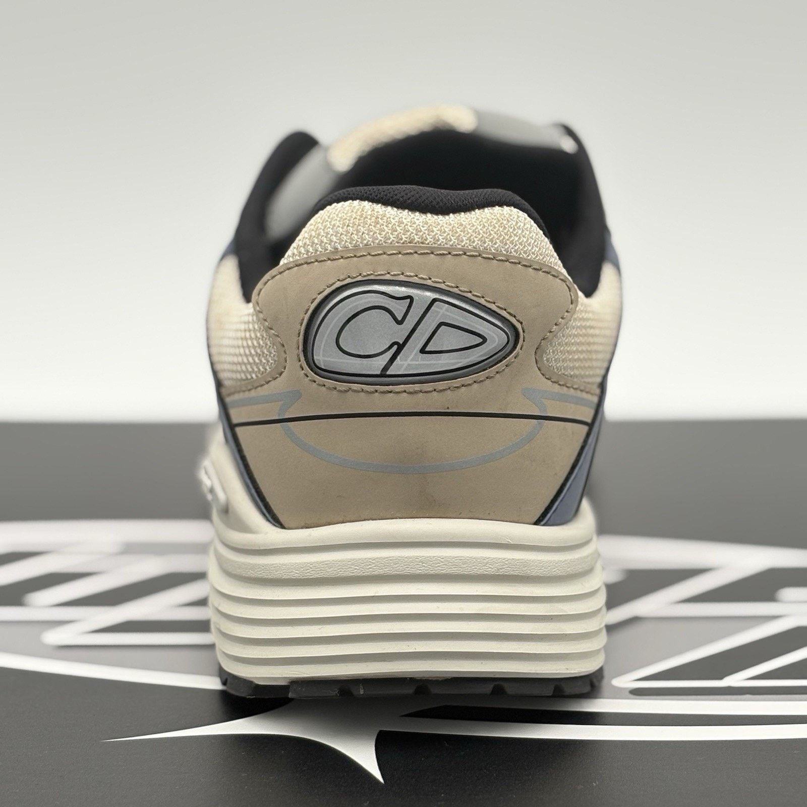 Dior Dior B30 Reflective Sneaker ' Beige Blue ' | SUPER CLEAN Size US 11 / EU 44 - 9 Thumbnail