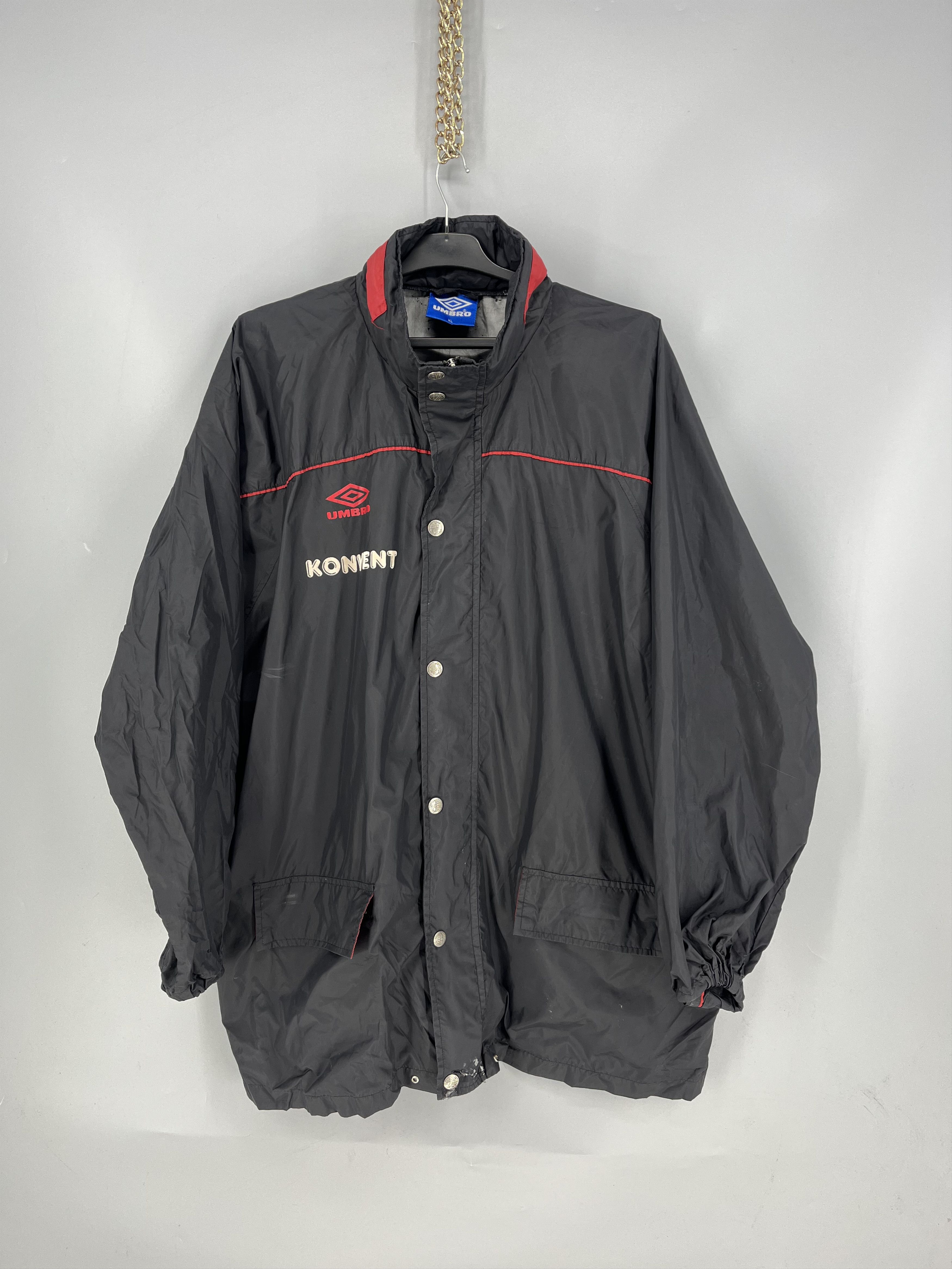 Umbro Vintage Umbro RW Oberhausen KONVENT Rain Jacket Black Red Size US XL / EU 56 / 4 - 1 Thumbnail