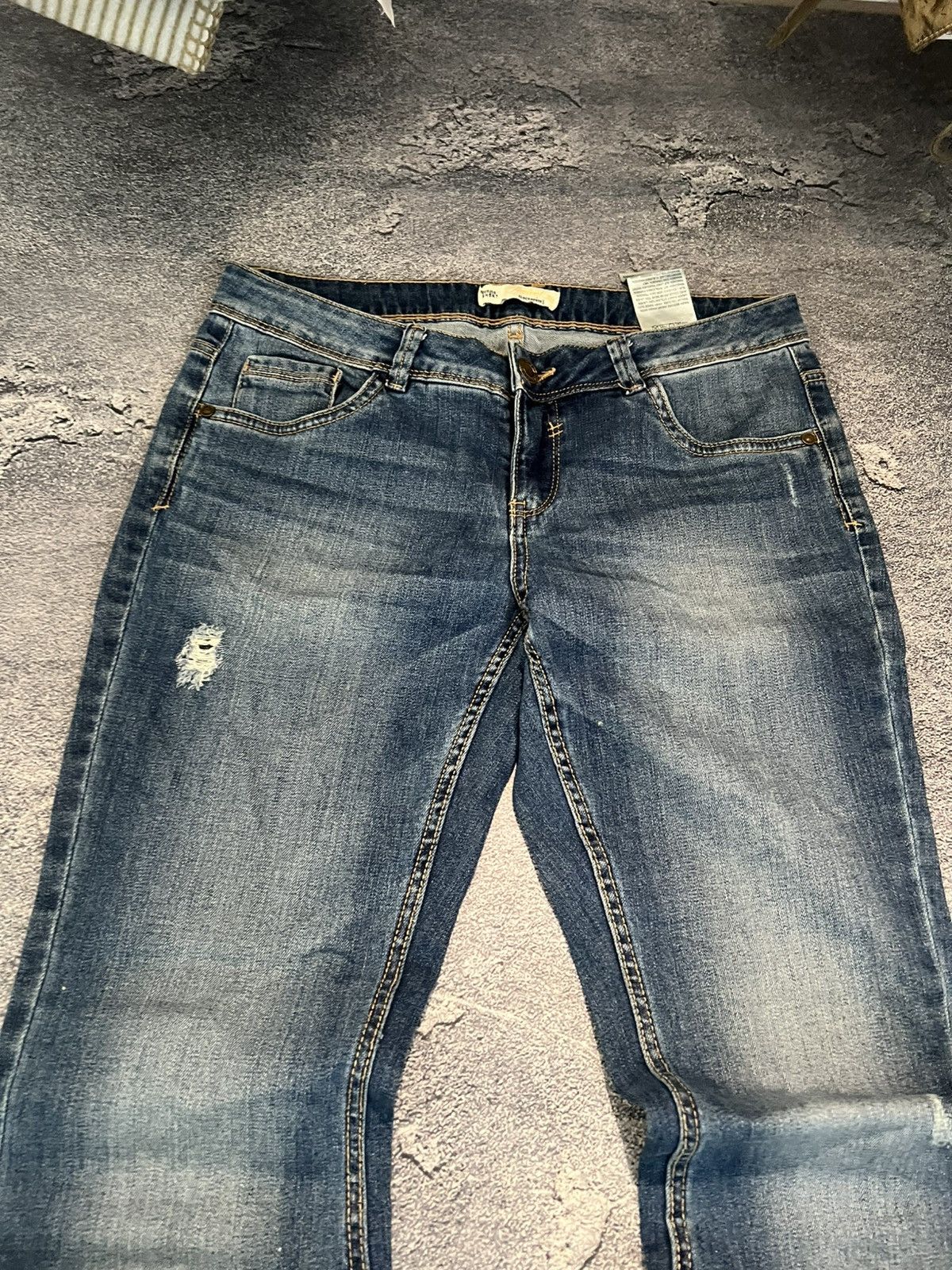 Japanese Brand Japanese Streetwear Flared Denim / Archive Number Nine Style Size US 31 - 4 Thumbnail