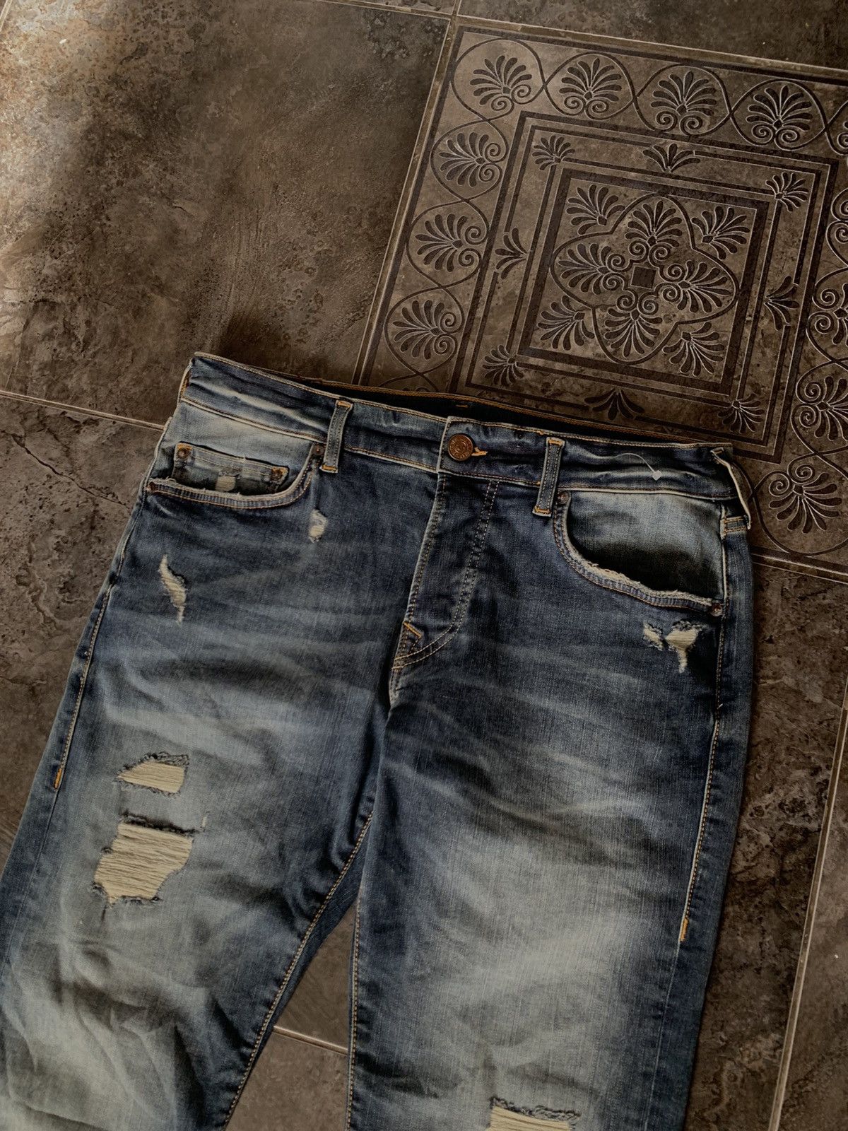 Japanese Brand × True Religion × Vintage 🔥 True Religion Rocco Relaxed Skinny Pants Jeans Y2K Logo Size US 33 - 2 Thumbnail