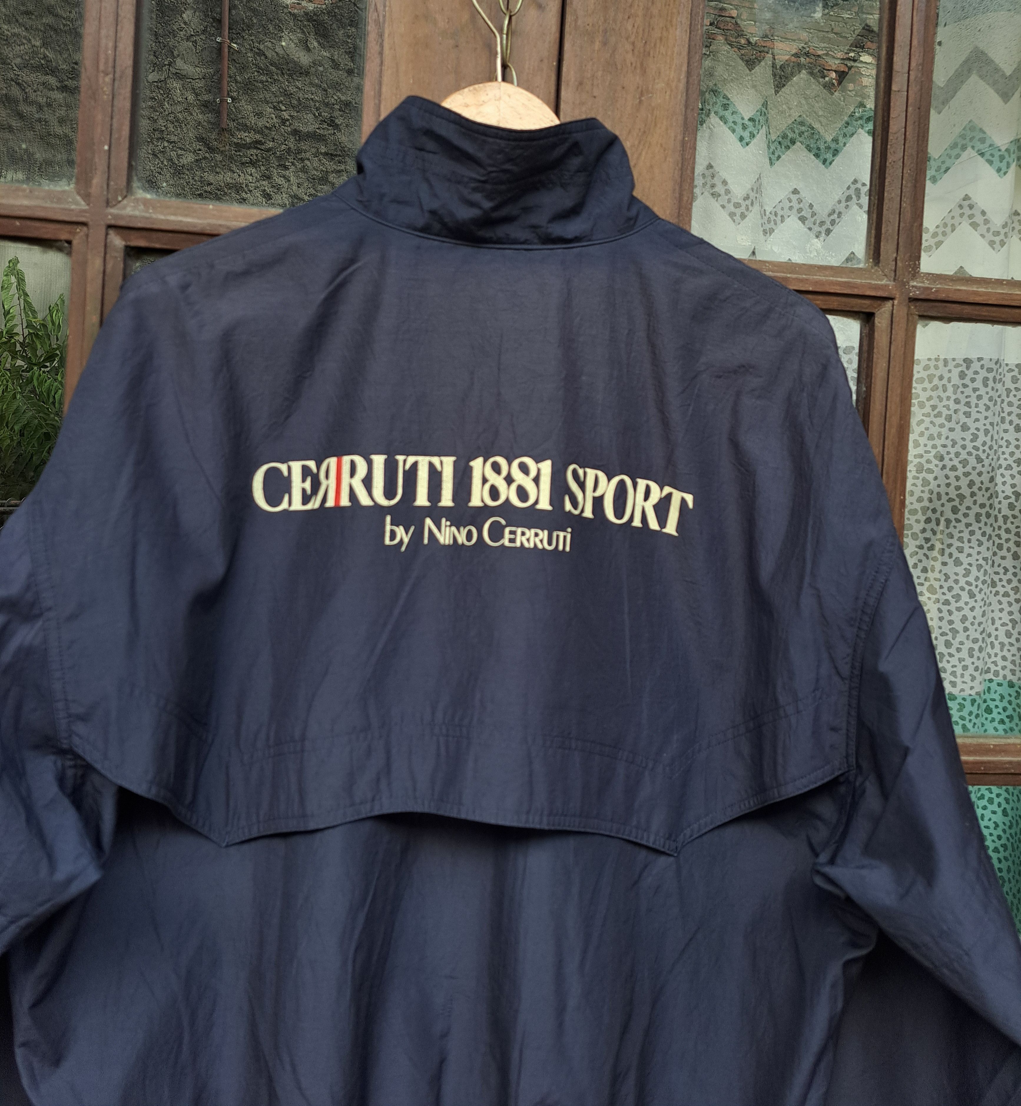 Cerruti 1881 Vintage cerruti 1881 by nino cerutti light jacket Size US M / EU 48-50 / 2 - 2 Thumbnail