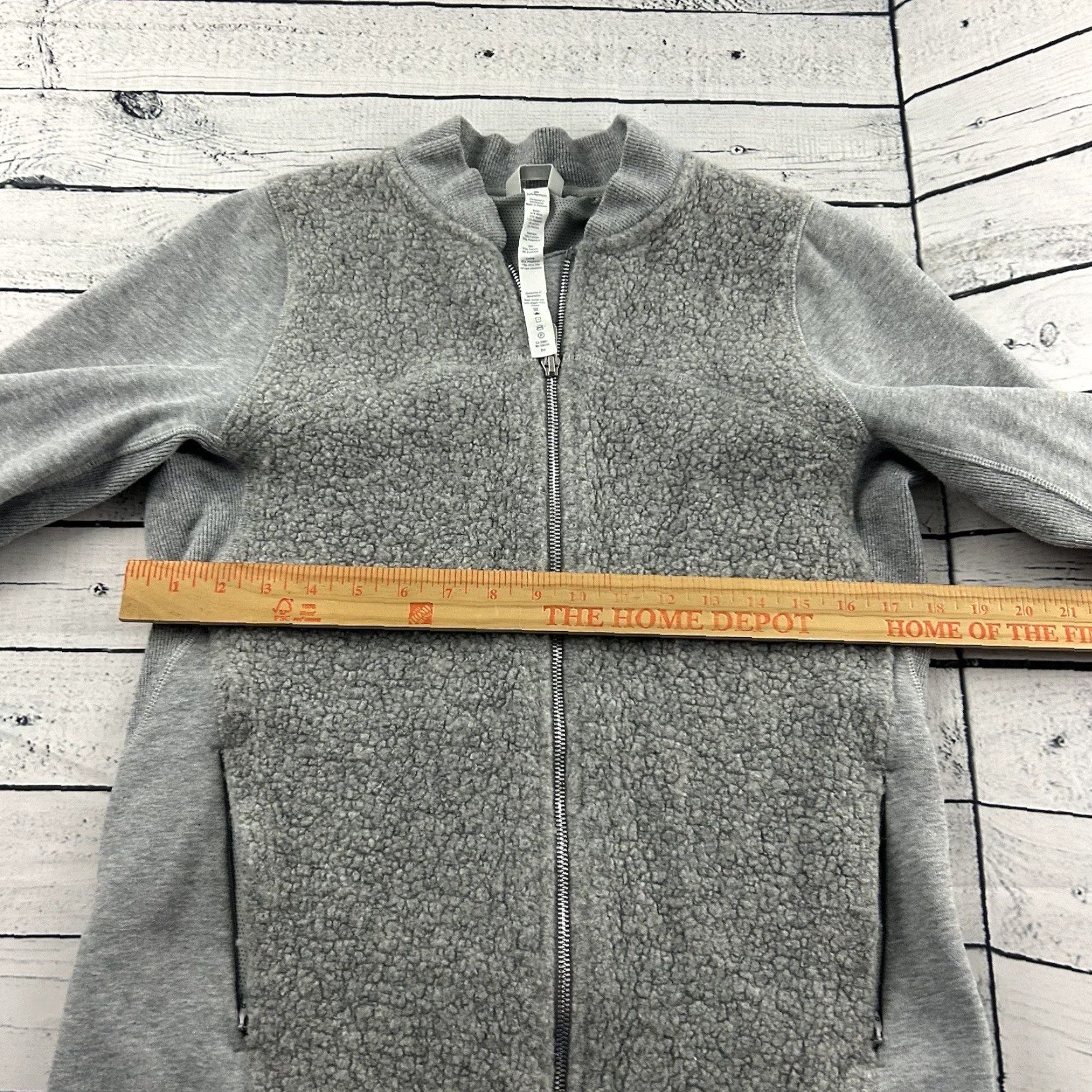 Lululemon Lululemon Stand Out Sherpa Wool Blend Full Zip Jacket Women 8 Gray Shirt/Outerwear Size M / US 6-8 / IT 42-44 - 5 Thumbnail