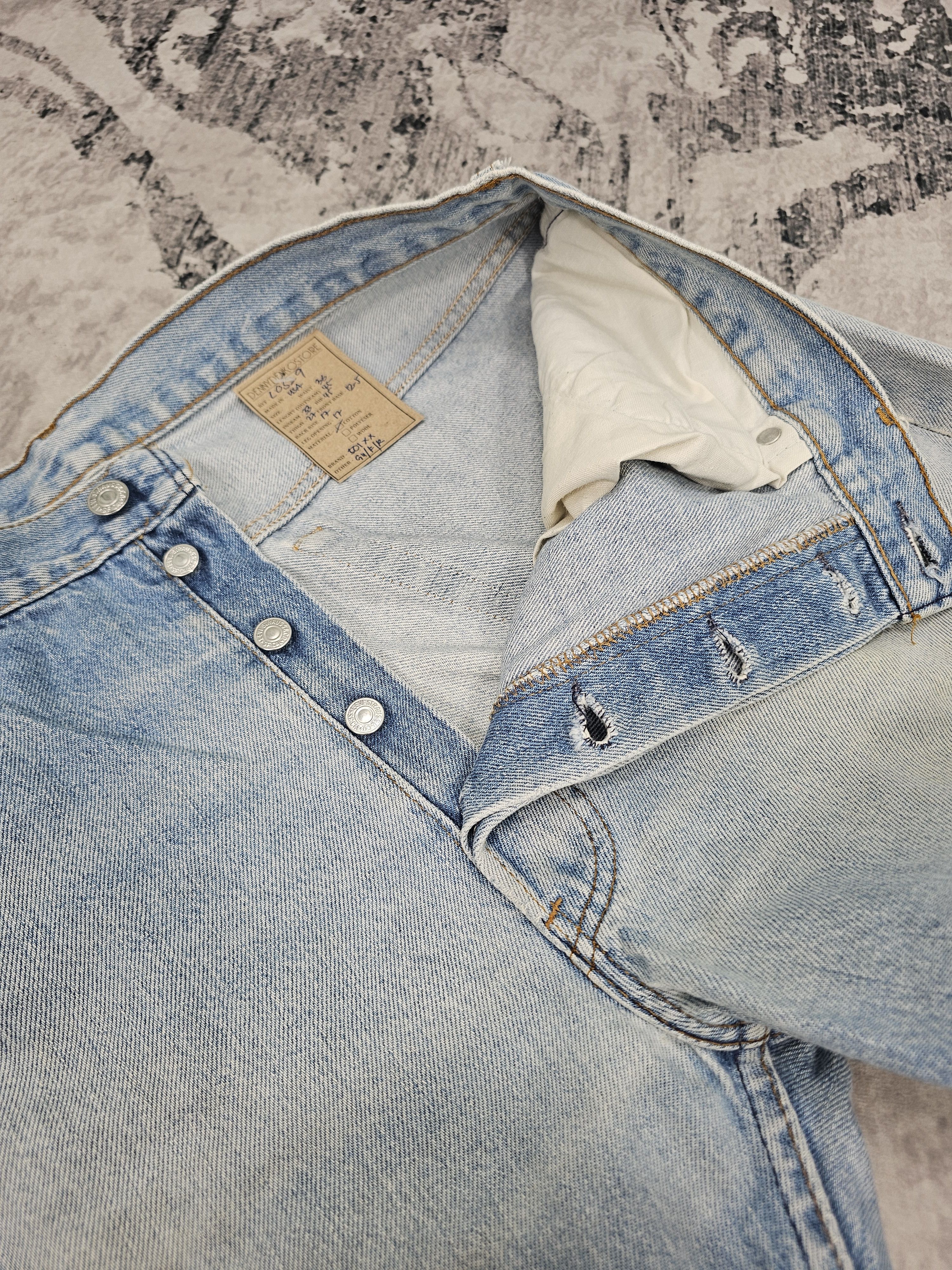 Levi's Vintage Clothing Vitg 90's LEVIS 501 Faded Made In Usa Ripped Jeans L0529 Size US 36 / EU 52 - 8 Thumbnail