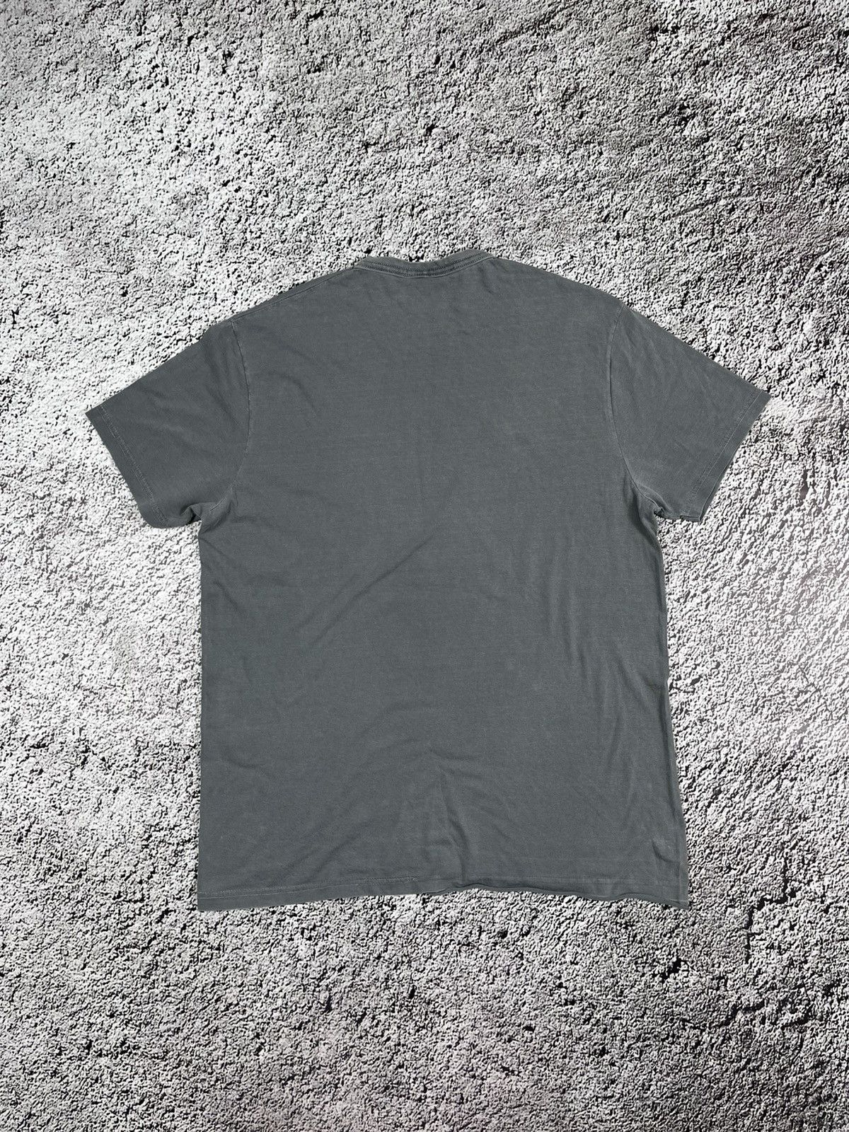 Band Tees Vintage Y2K The Beatles band tee Big Logo style size M Size US M / EU 48-50 / 2 - 8 Thumbnail