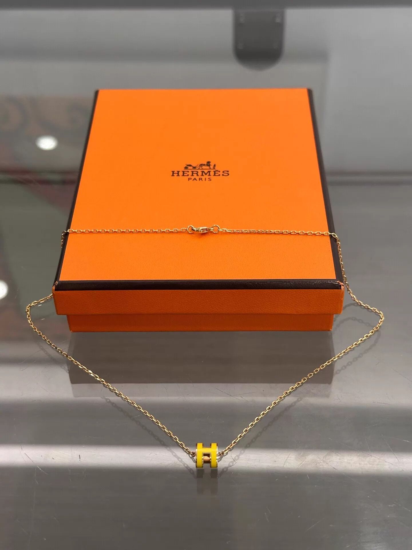 Hermes Hermes Pop H Mini Yellow Enamel H Gold Necklace 40cm Size ONE SIZE - 1 Thumbnail