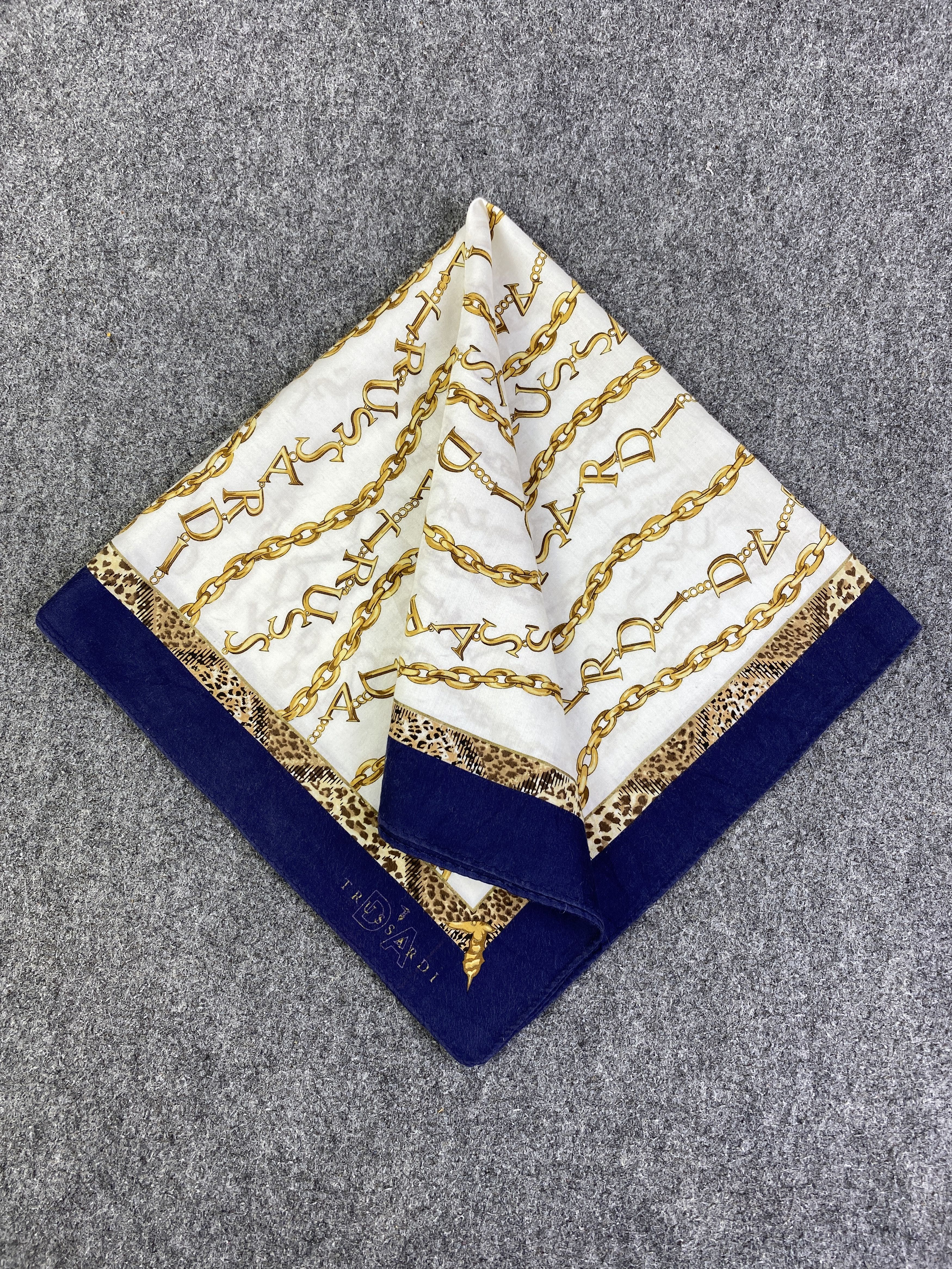 Trussardi Vintage Trussardi Handkerchief / Neckerchief KT0015 Size ONE SIZE - 3 Thumbnail