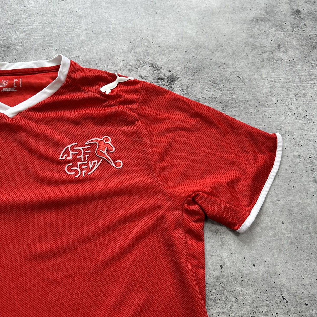 Puma × Vintage Puma Switzerland Euro 2008-2010 Home Soccer Jersey Football Size US M / EU 48-50 / 2 - 3 Thumbnail