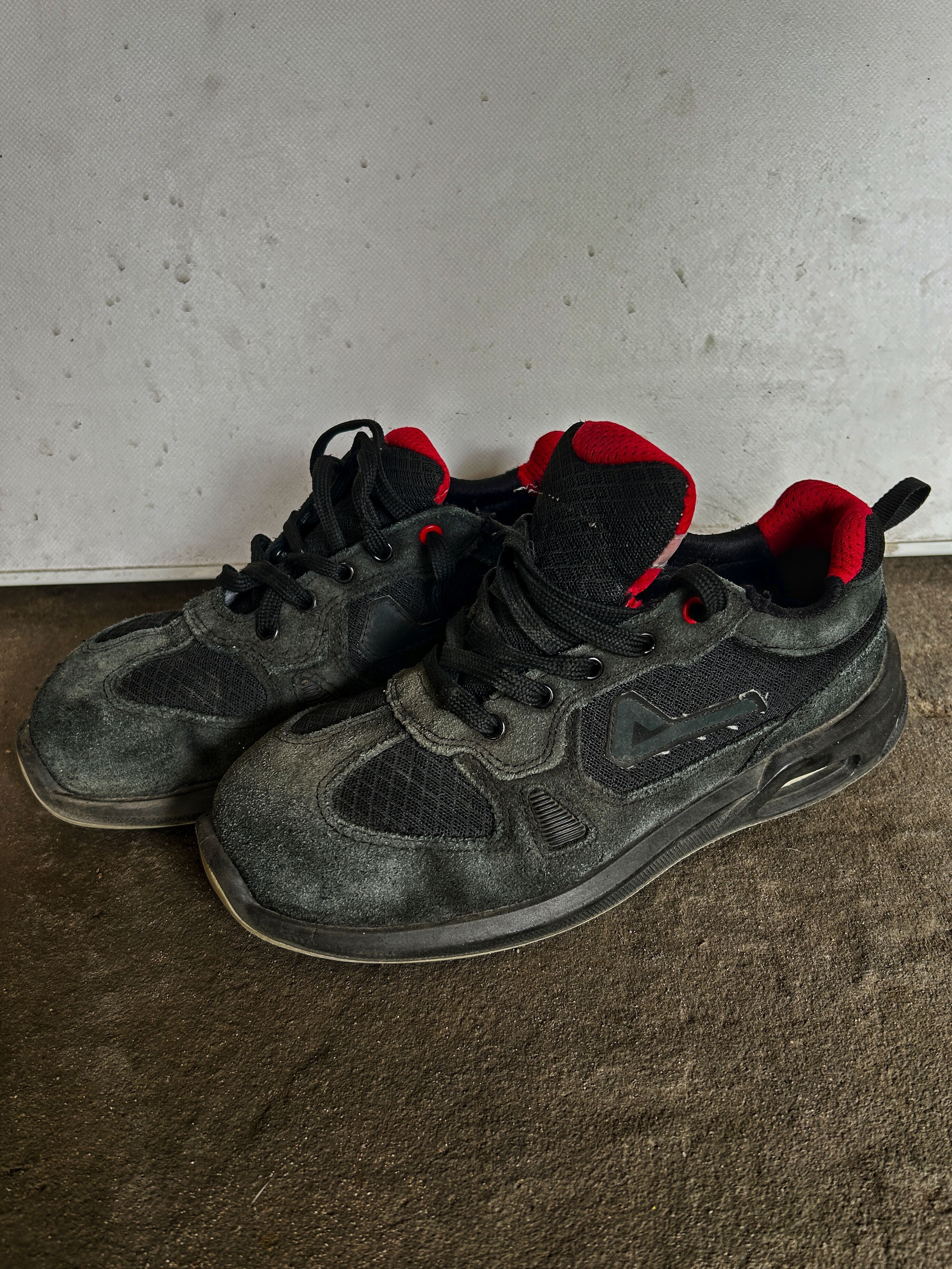 Vintage Black Sneakers Red Lining Chunky Y2K Streetwear Casual Size US 9 / EU 42 - 2 Thumbnail