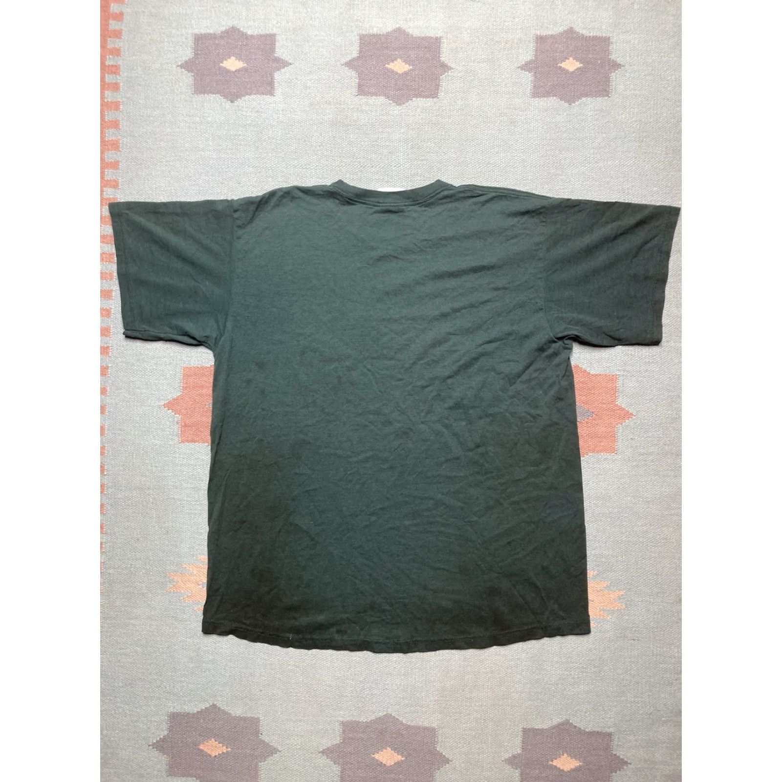 Vintage VINTAGE Party T-Shirt Welcome to Applebee’s Block Party Restaurant XL Men Green T-Shirt 24” Pit 29.5” Length Size US XL / EU 56 / 4 - 6 Thumbnail