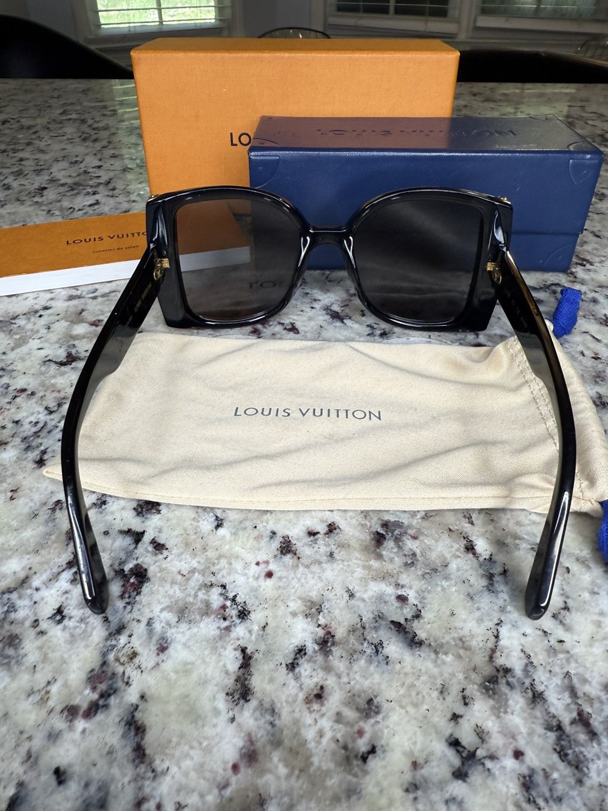 Louis Vuitton Louis Vuitton Black Oversized Sunglasses with Gold Accents Size ONE SIZE - 8 Thumbnail