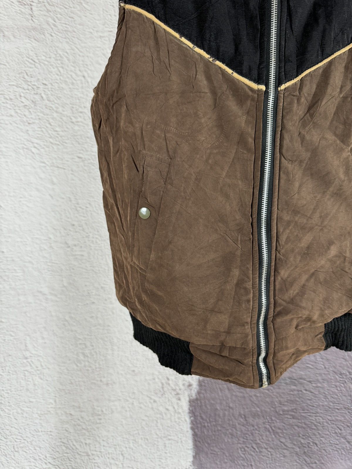 Untitled Artworks Artworks Insight Co. Ltd Japan reversible check velvet vest Size US M / EU 48-50 / 2 - 13 Thumbnail