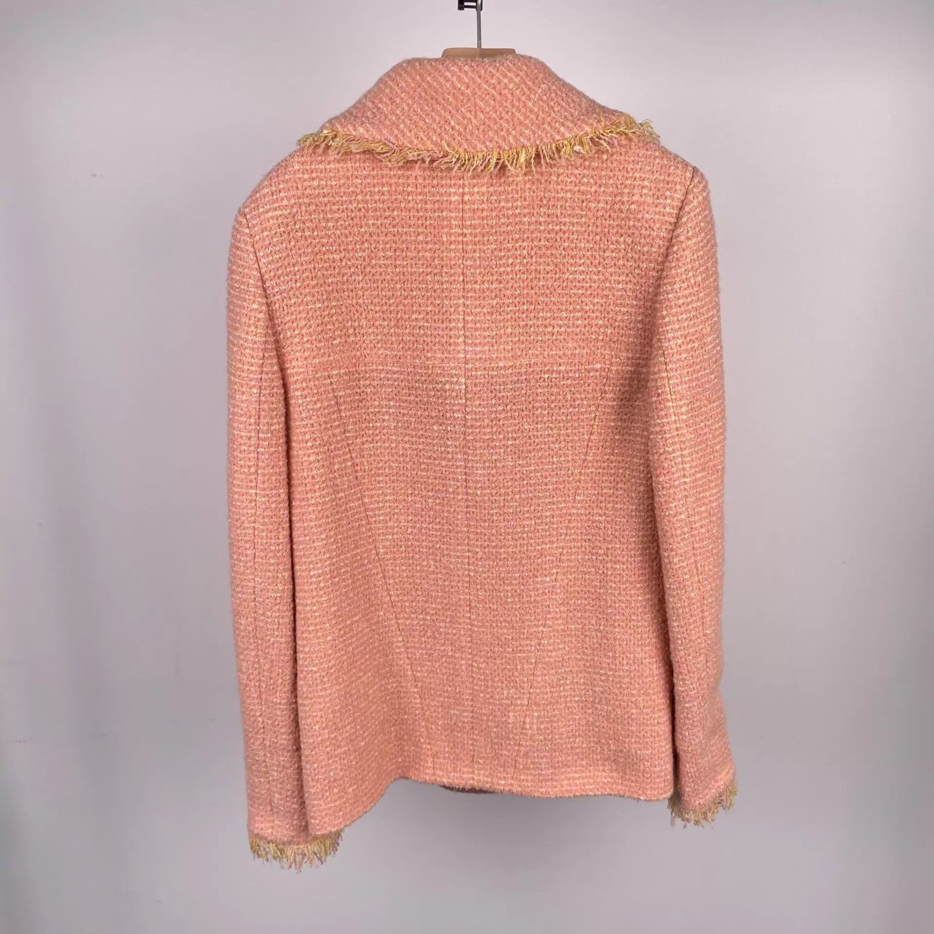 Chanel Chanel Runway Pink Jacket 38 Size S / US 4 / IT 40 - 2 Thumbnail
