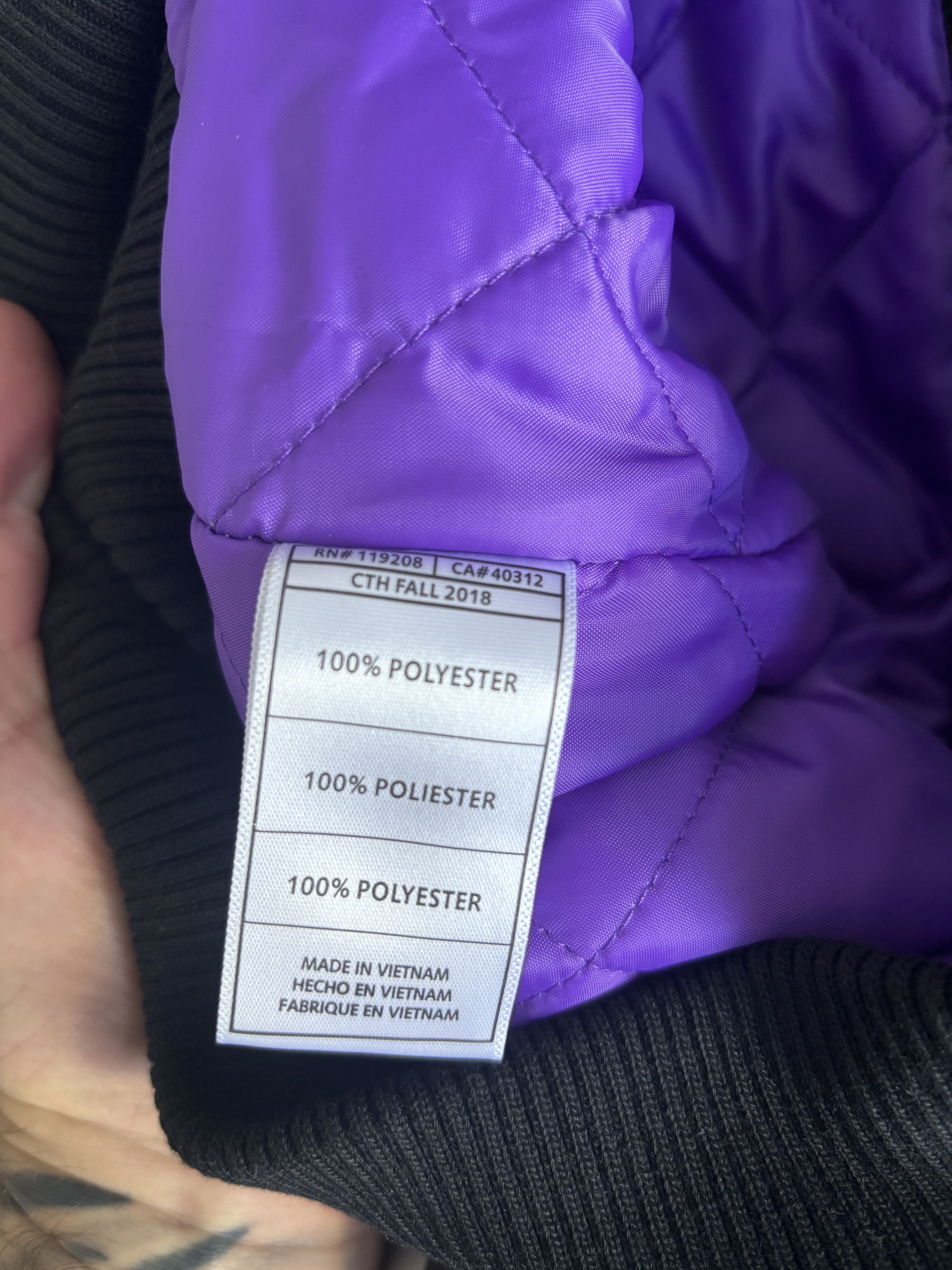 Mitchell & Ness satin jacket NBA Toronto raptors triple black Size US S / EU 44-46 / 1 - 9 Thumbnail