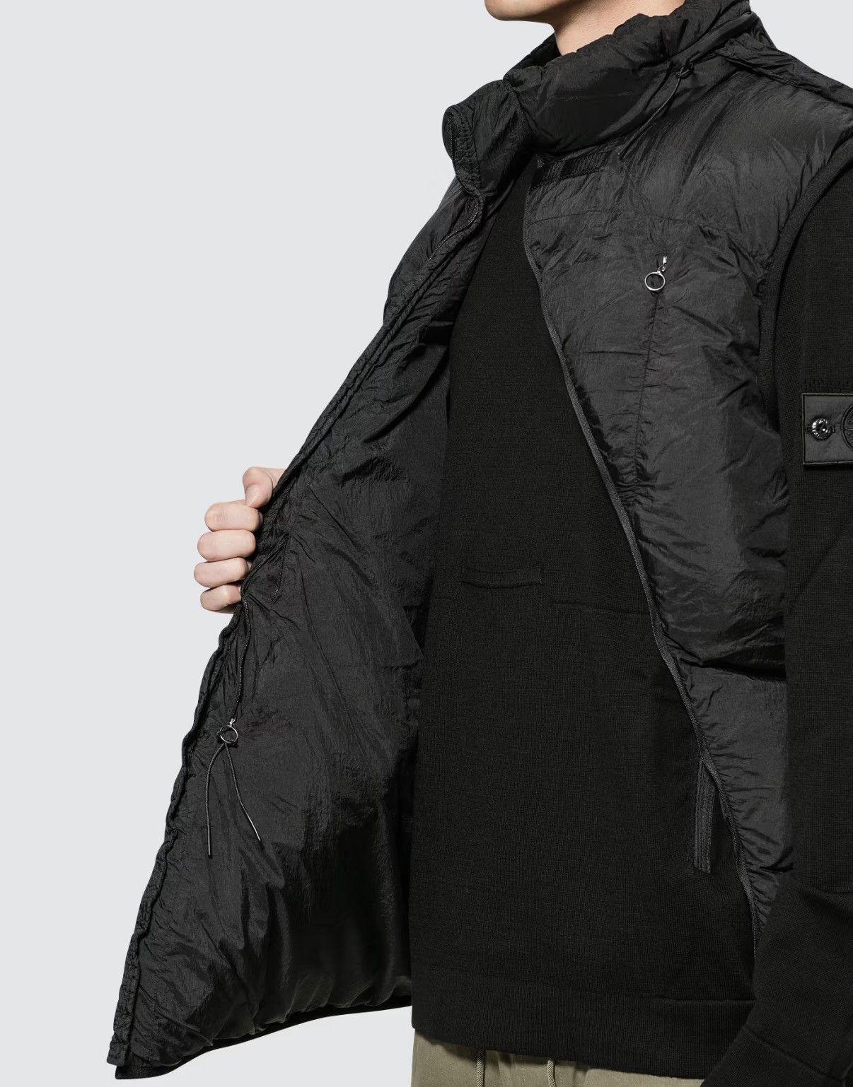 1017 ALYX 9SM 1017 ALYX 9SM Asymmetrical Puffer Vest Size US L / EU 52-54 / 3 - 4 Thumbnail