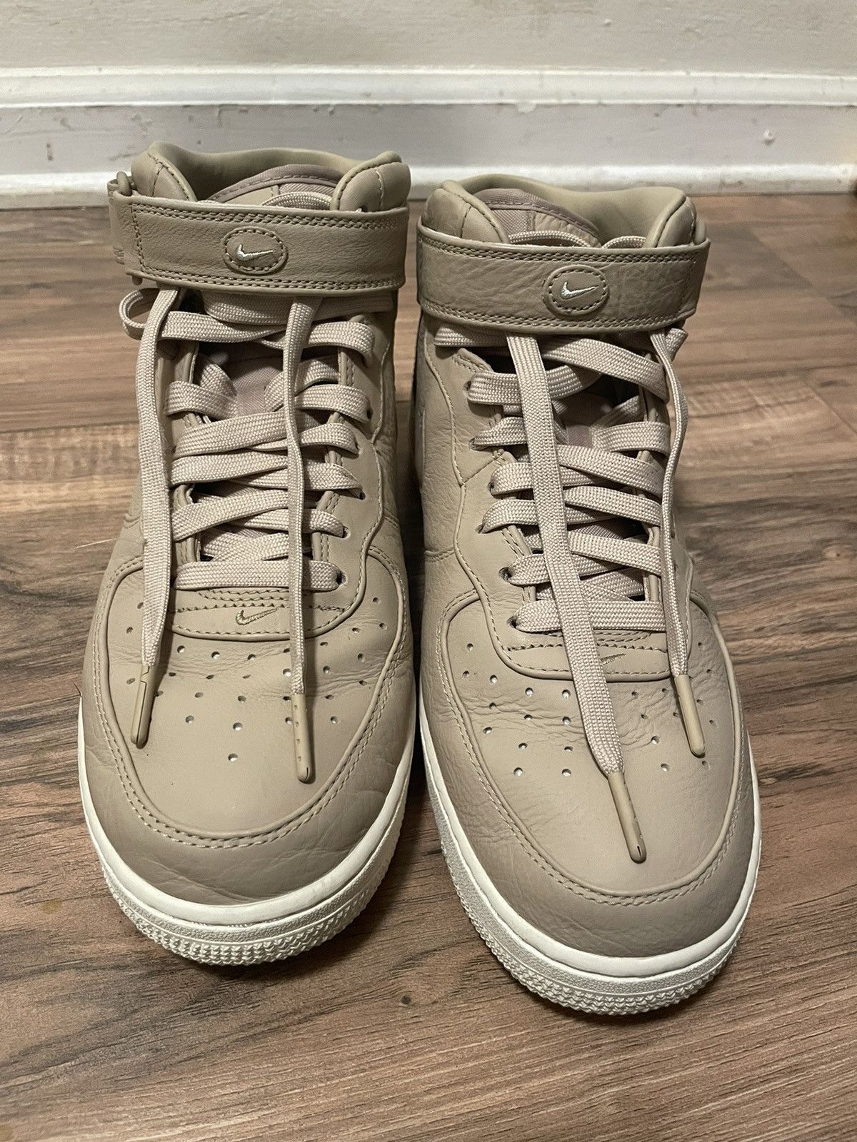 Air Jordan 1 Mid PRM “Jewel”